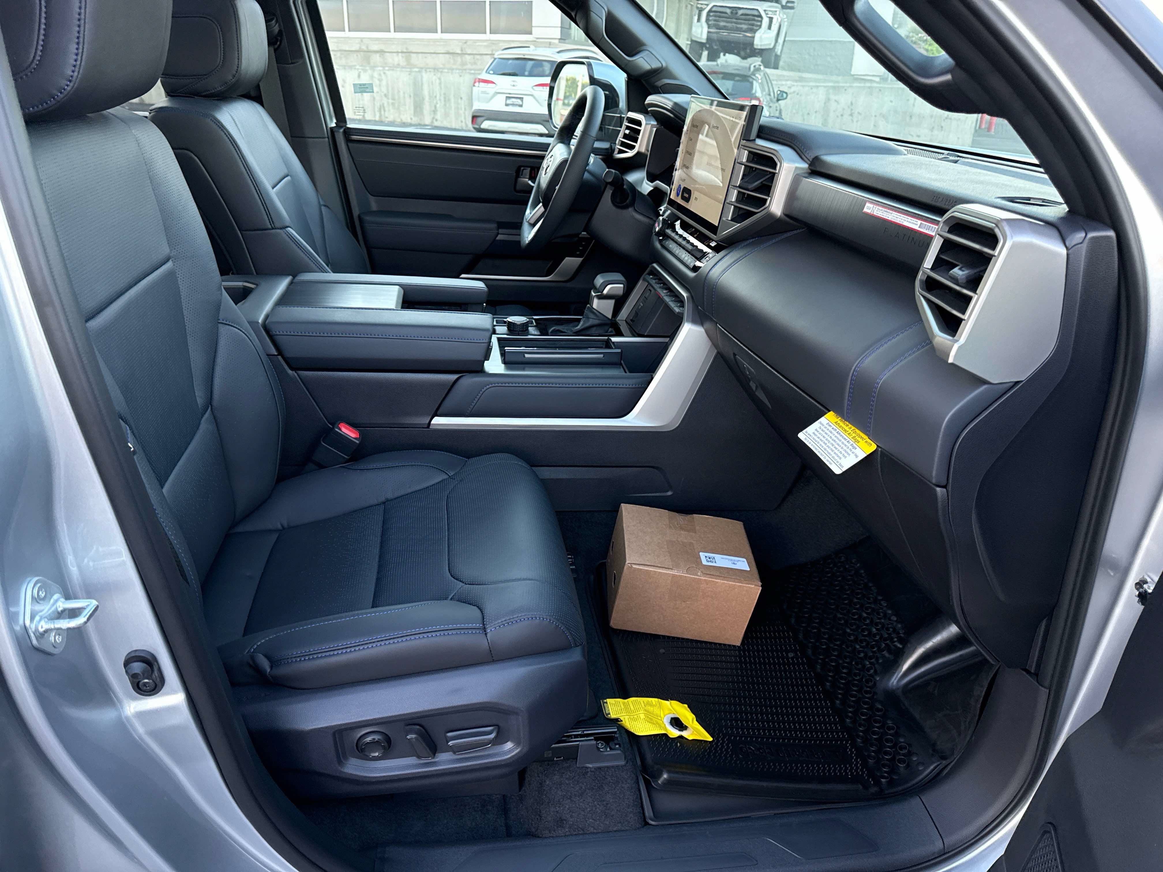 2026 Toyota Tundra i-FORCE MAX Platinum i-FORCE MAX