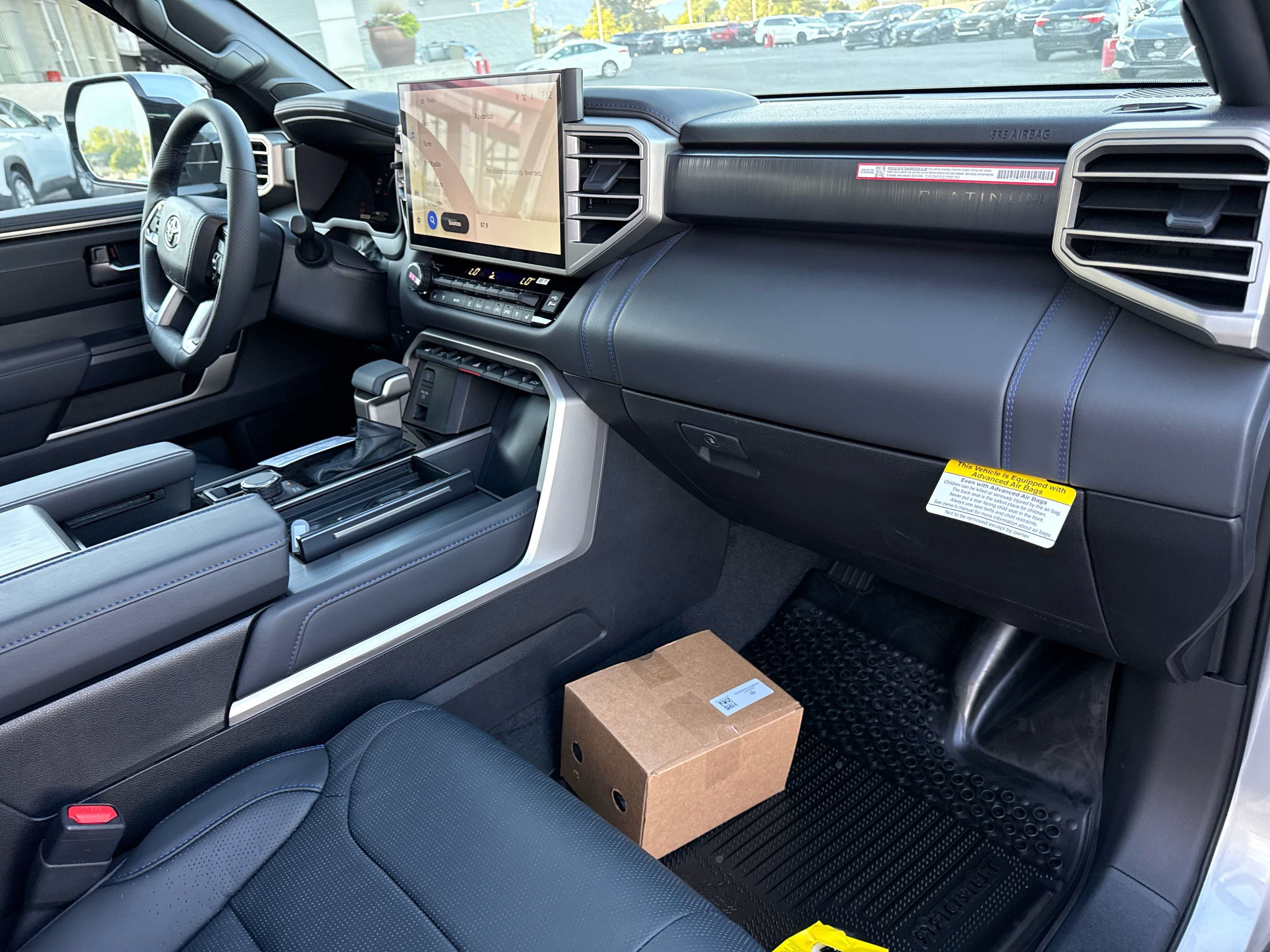 2026 Toyota Tundra i-FORCE MAX Platinum i-FORCE MAX