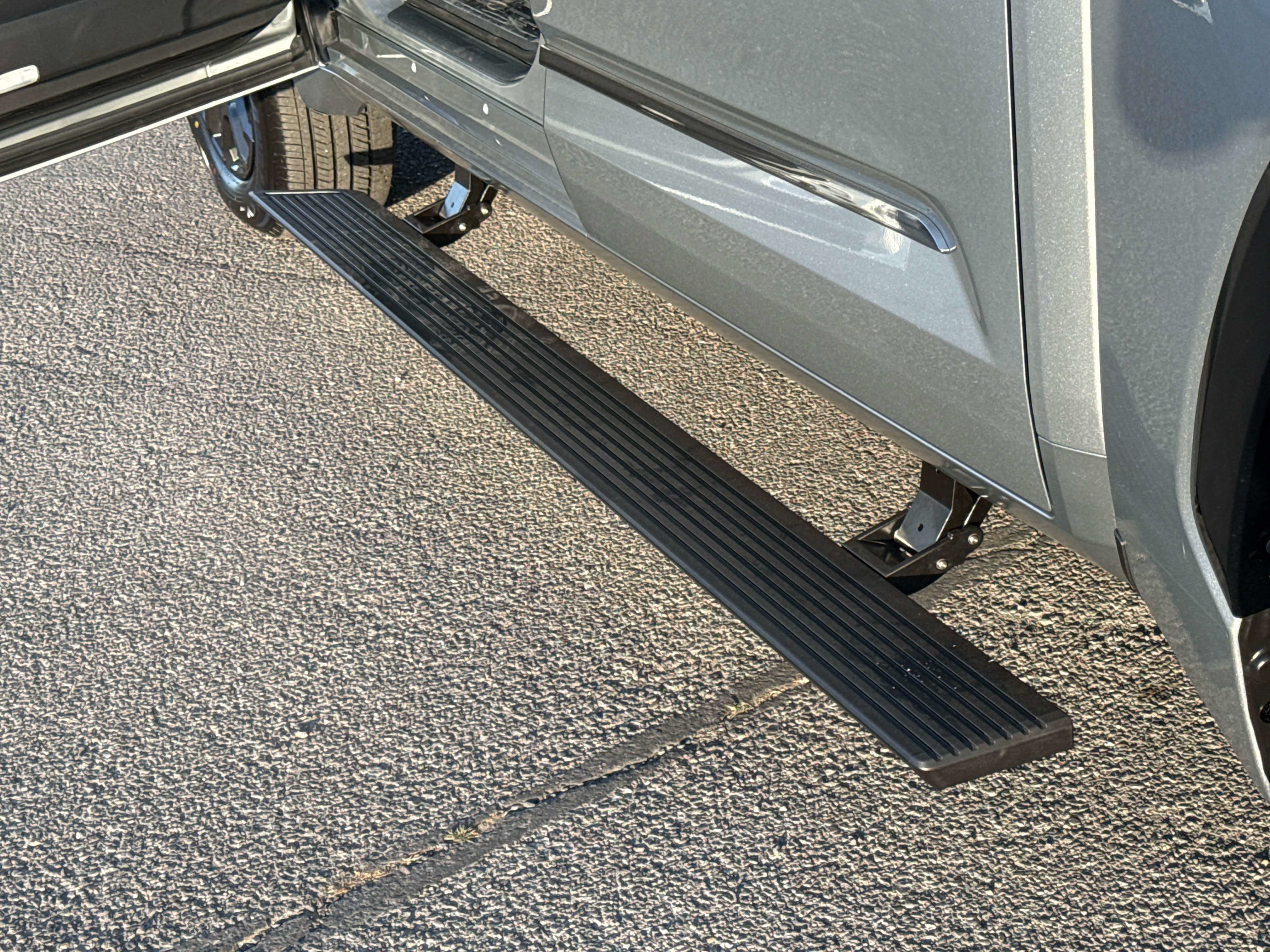 2026 Toyota Tundra i-FORCE MAX Platinum i-FORCE MAX