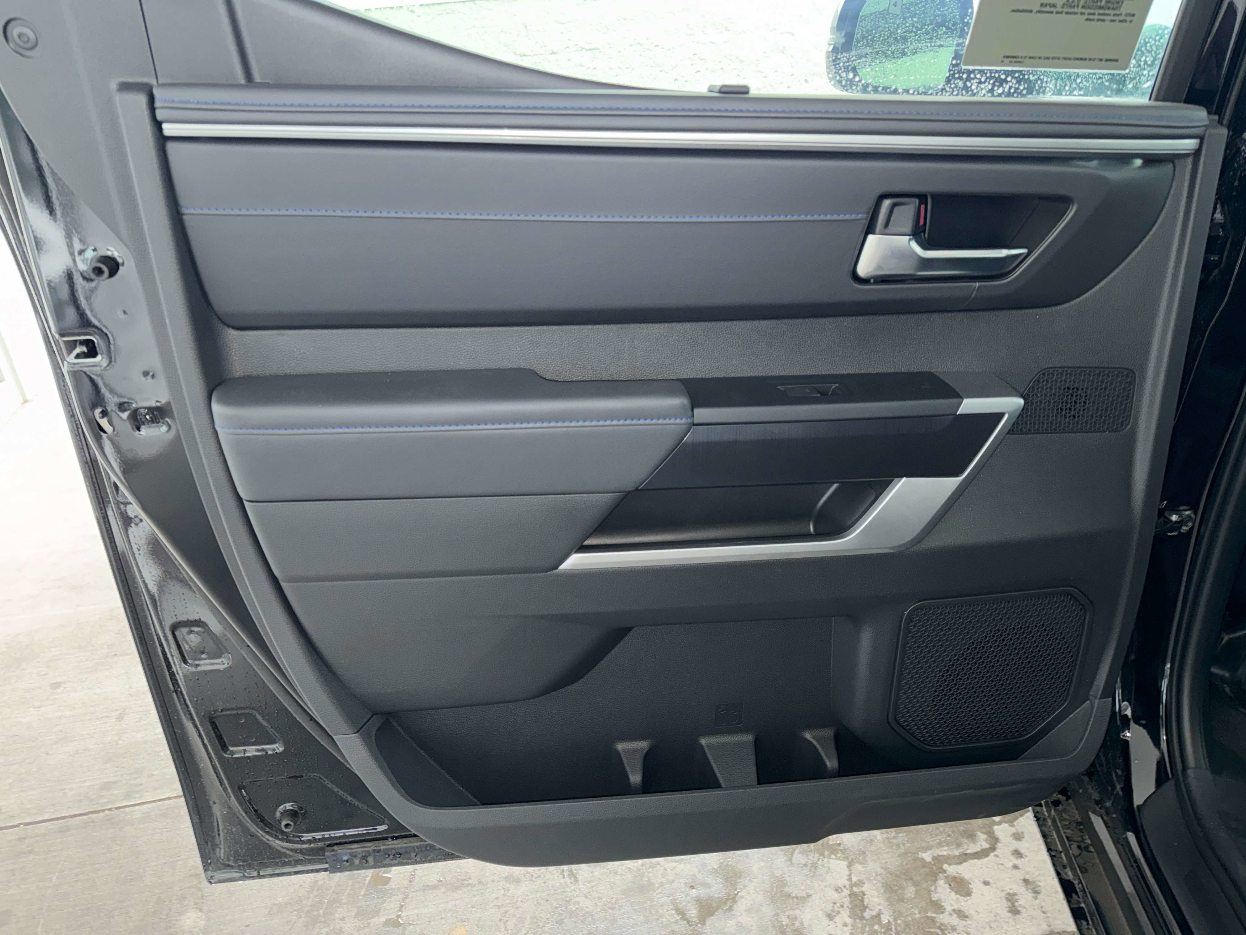 2025 Toyota Tundra i-FORCE MAX Platinum i-FORCE MAX