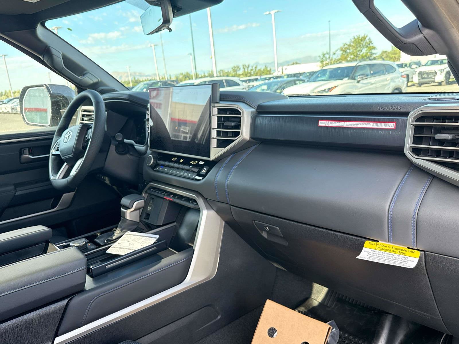 2026 Toyota Tundra i-FORCE MAX Platinum i-FORCE MAX