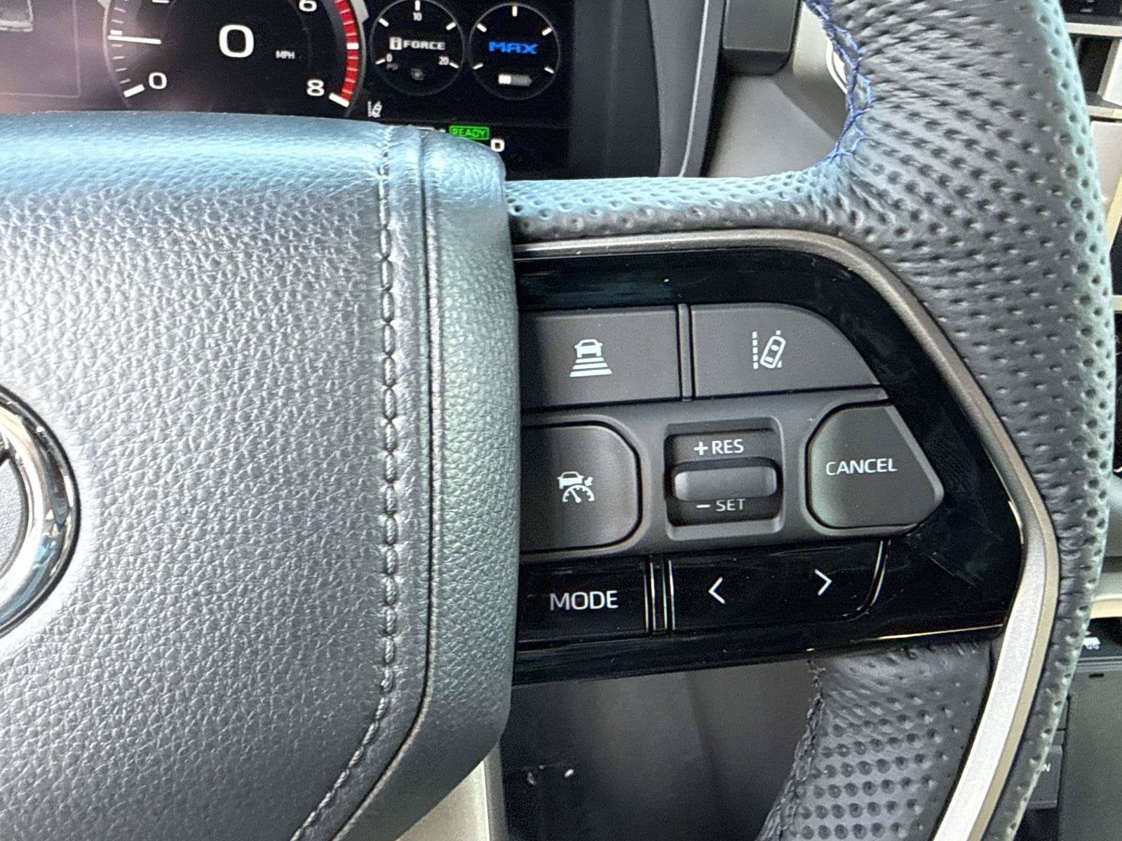 2026 Toyota Tundra i-FORCE MAX Platinum i-FORCE MAX