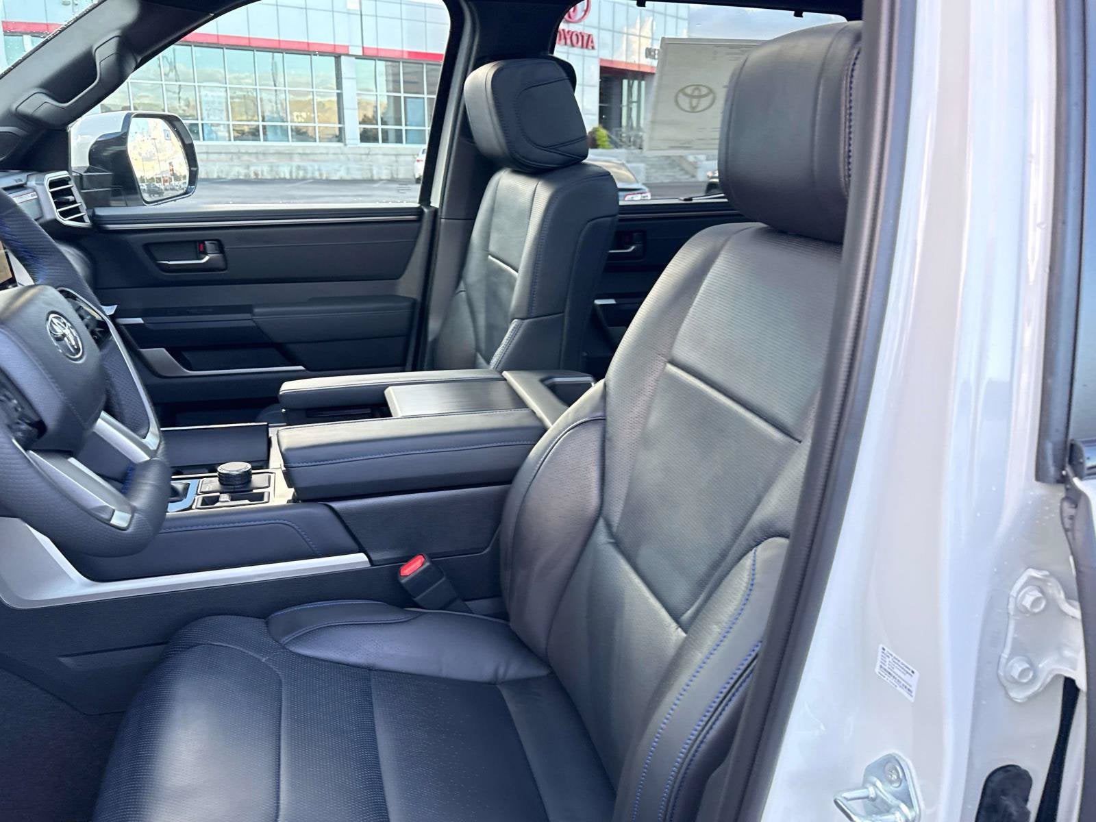 2026 Toyota Tundra i-FORCE MAX Platinum i-FORCE MAX