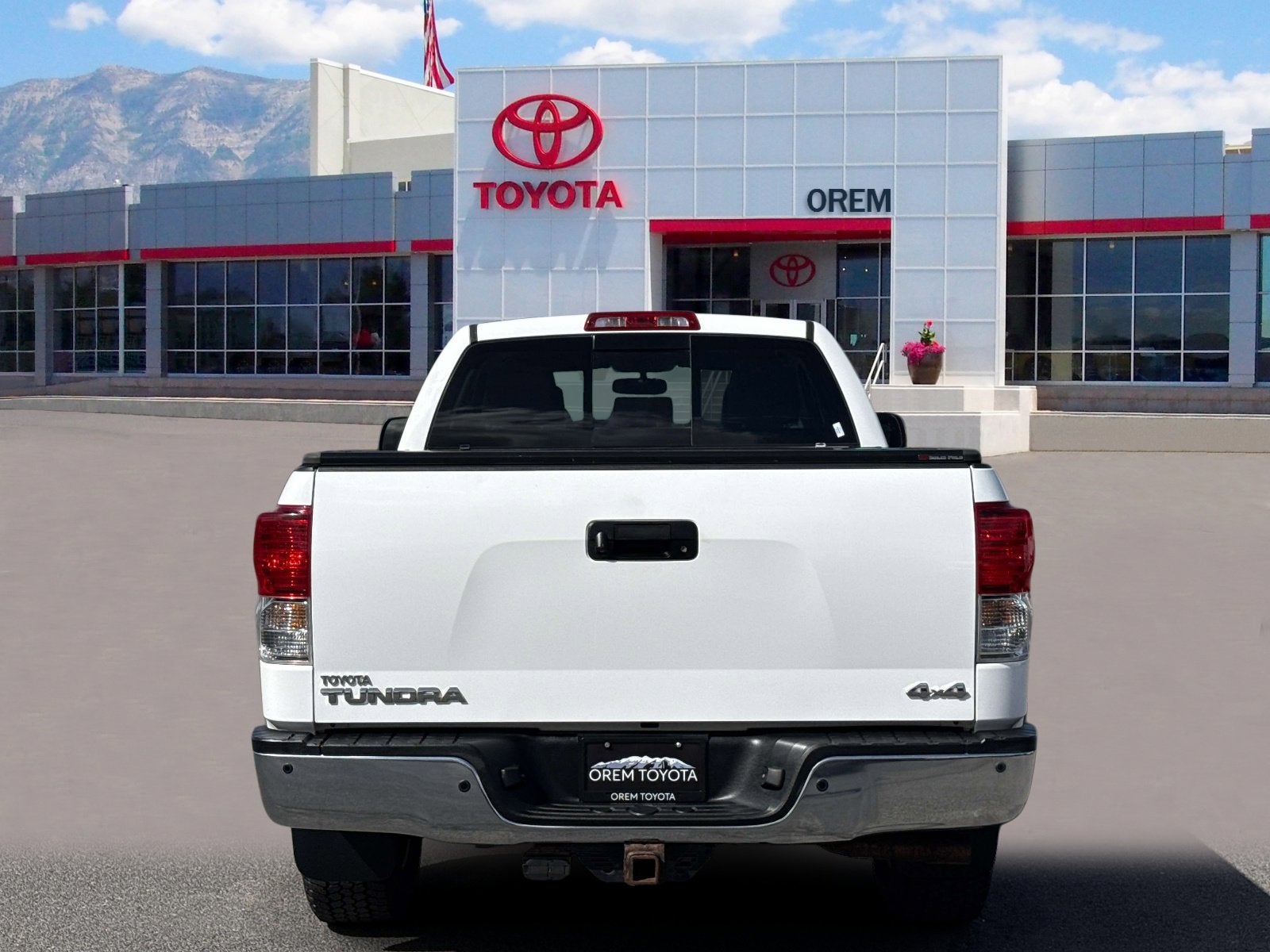 2012 Toyota TUNDRA 4X4 Double Cab 5.7L V8 6-Spd AT (Natl)
