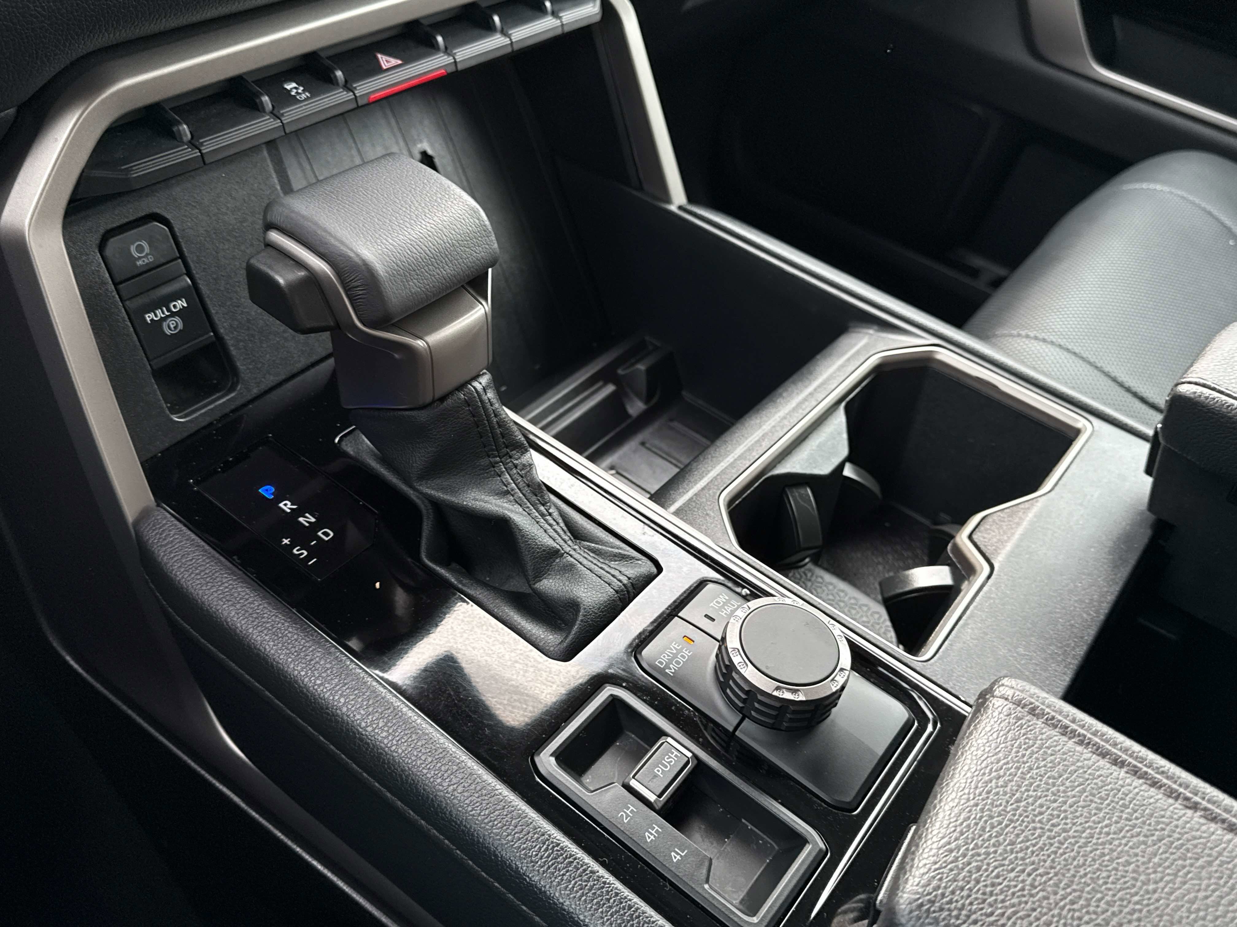 2024 Toyota TUNDRA 4X4 Limited