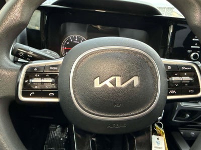 2022 Kia Sorento LX