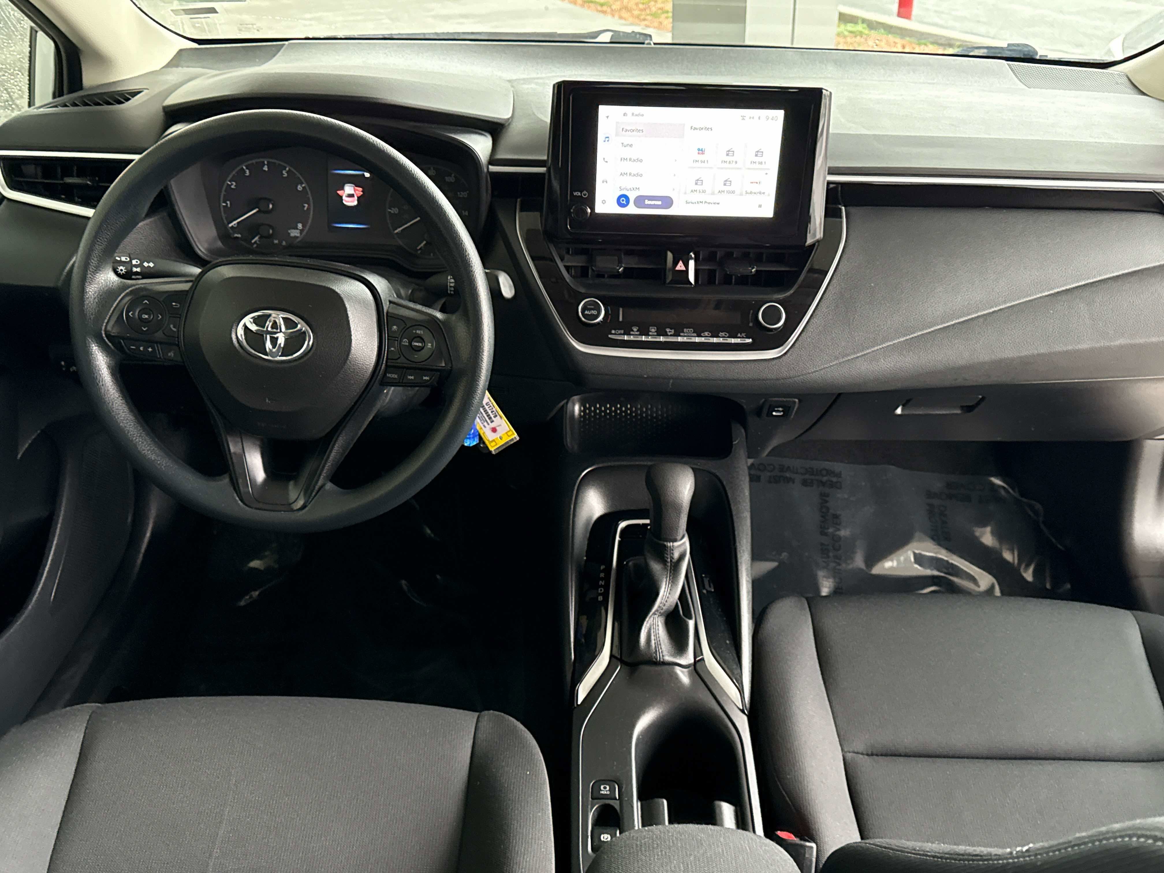 2023 Toyota COROLLA LE