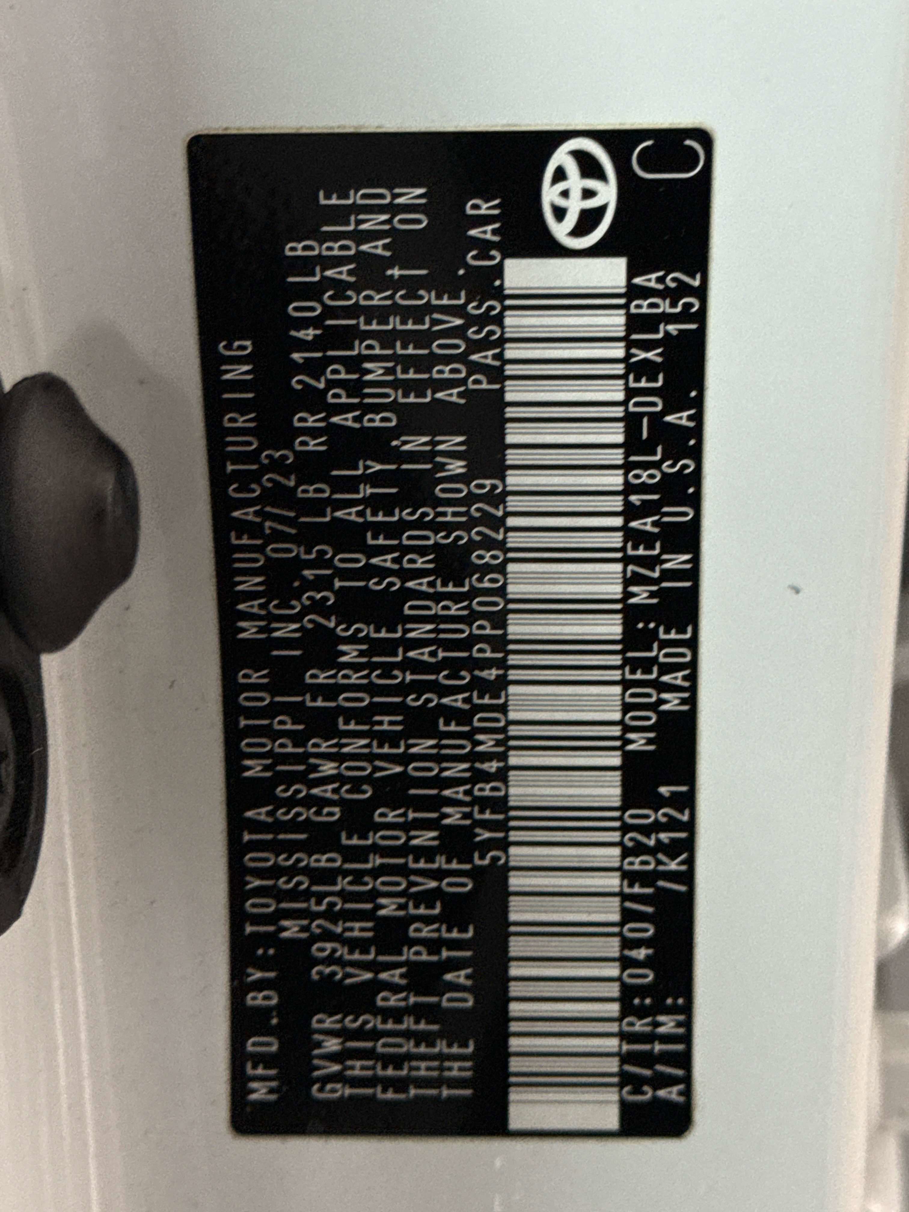 2023 Toyota COROLLA LE