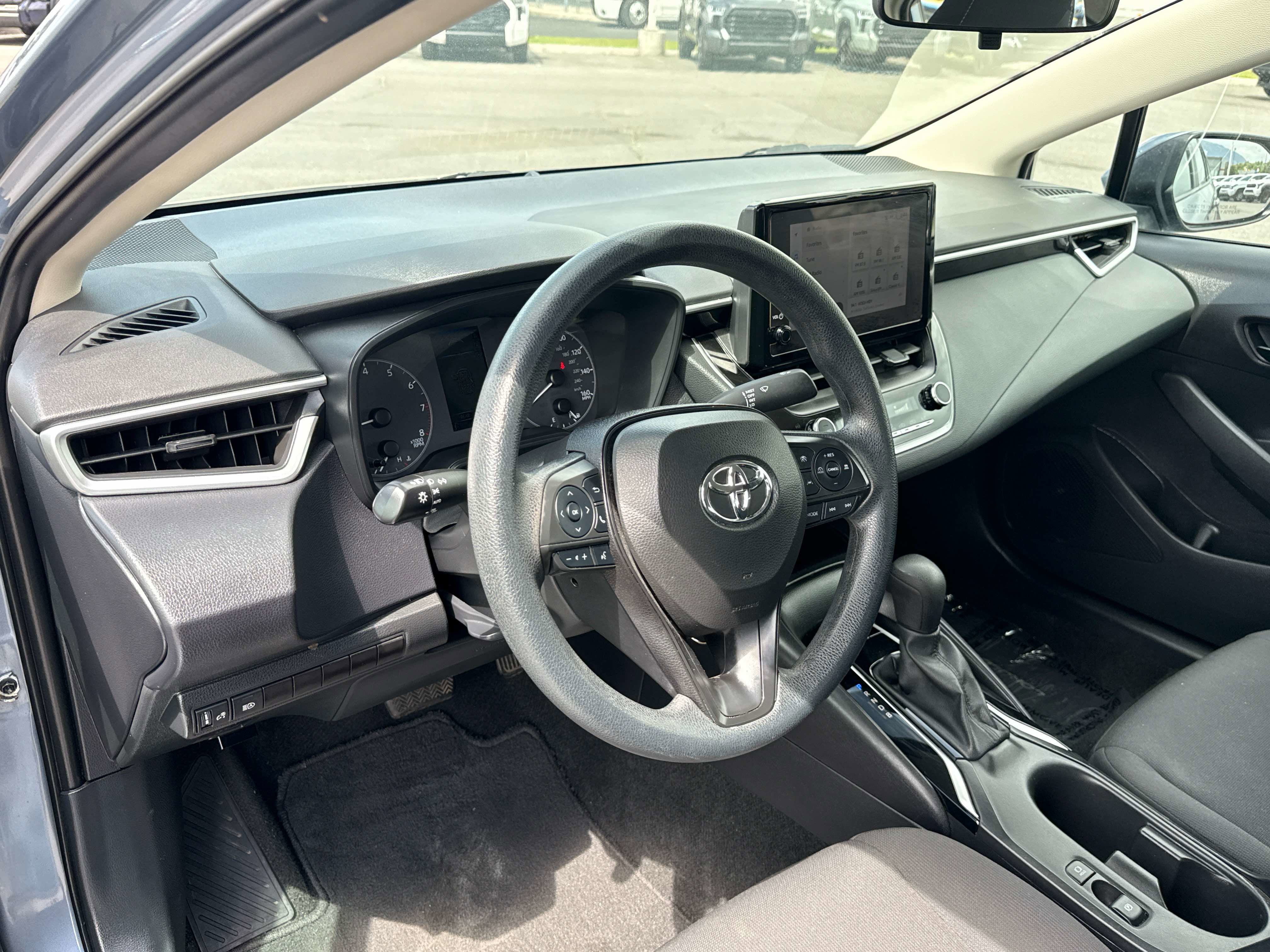 2024 Toyota COROLLA LE