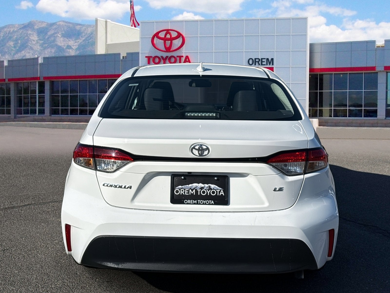 2025 Toyota COROLLA LE