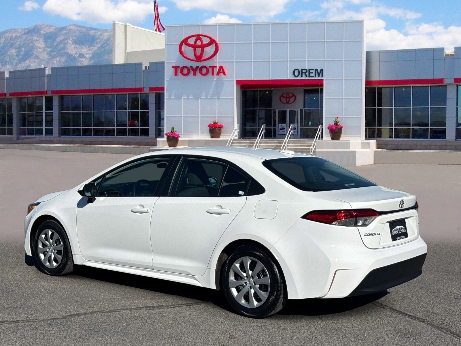 2024 Toyota COROLLA LE