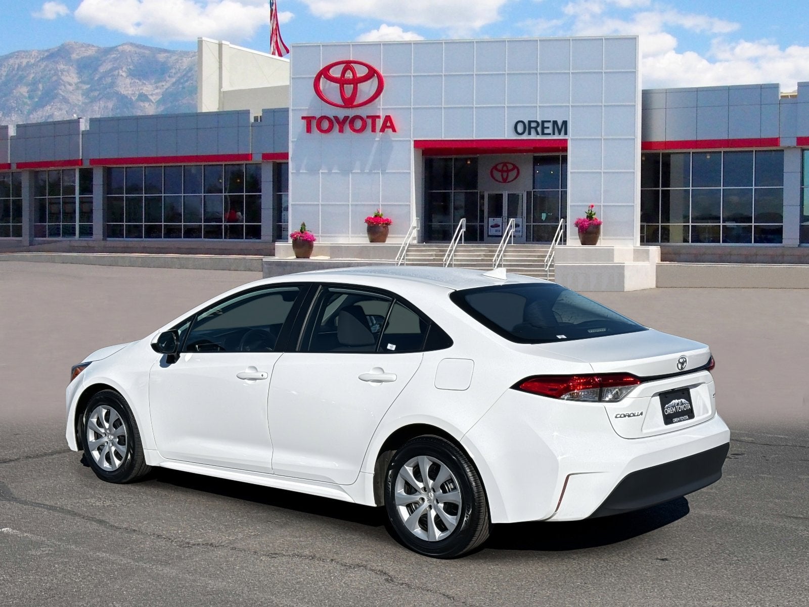 2024 Toyota COROLLA LE