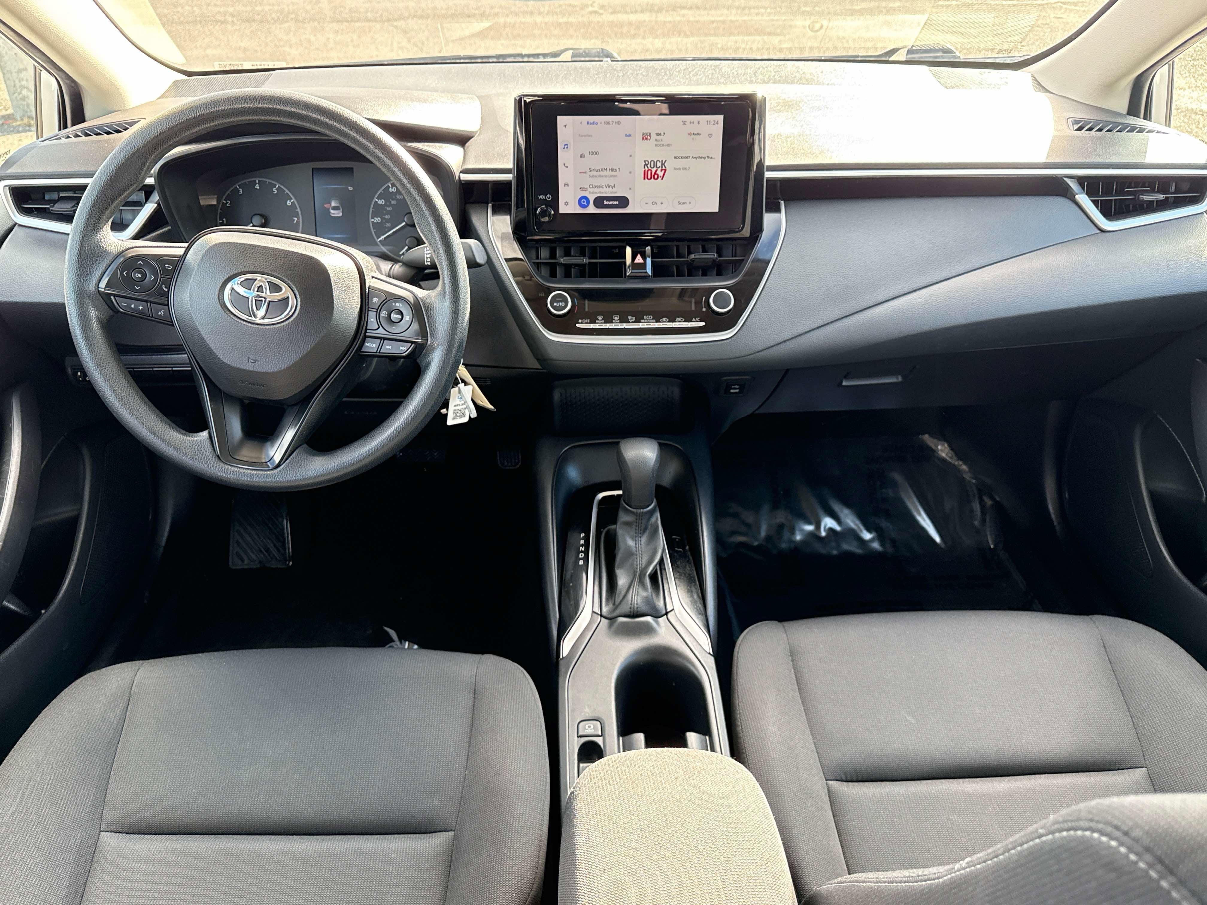 2023 Toyota COROLLA LE