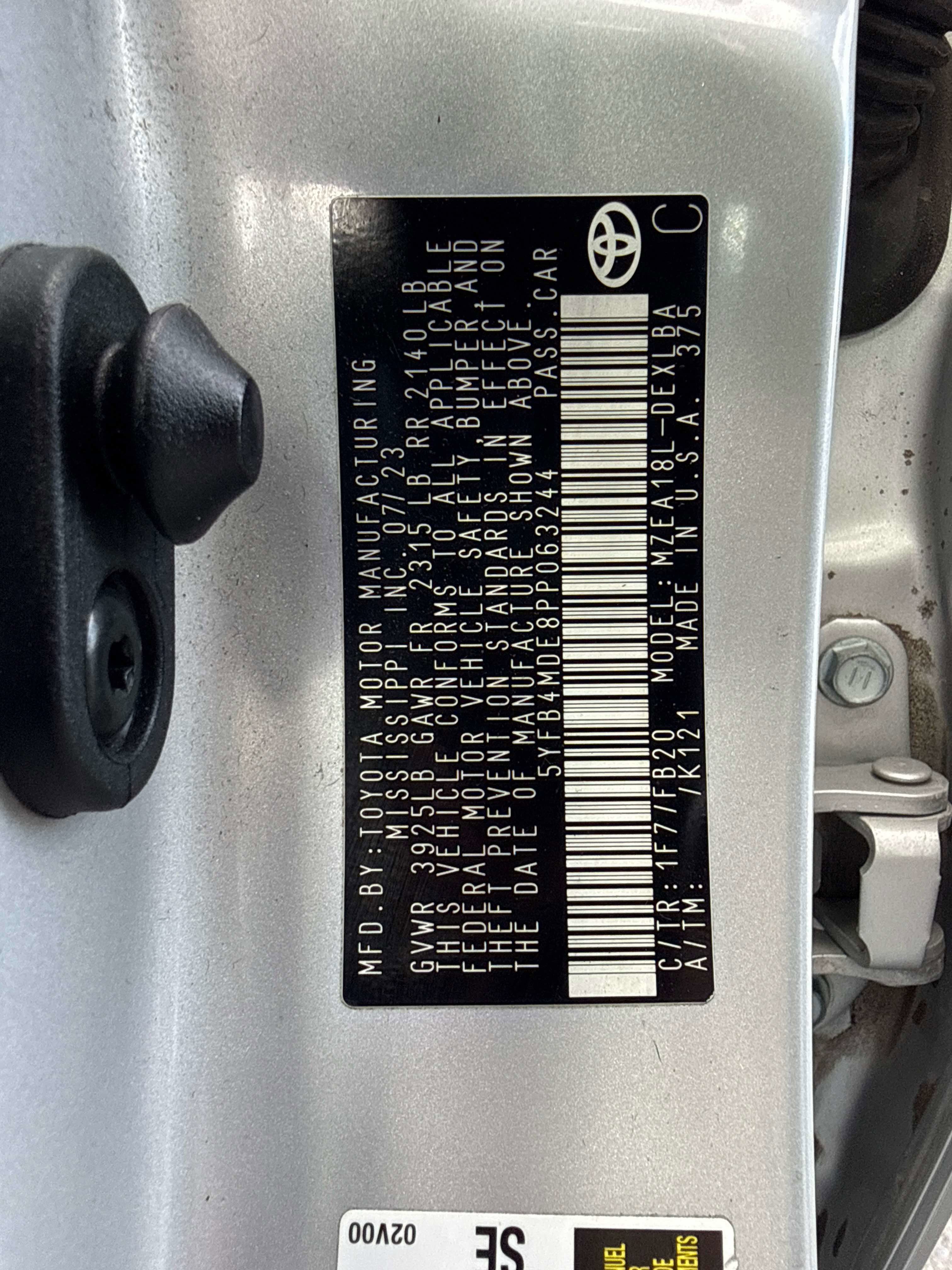 2023 Toyota COROLLA LE