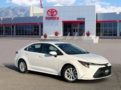 2025 Toyota COROLLA LE
