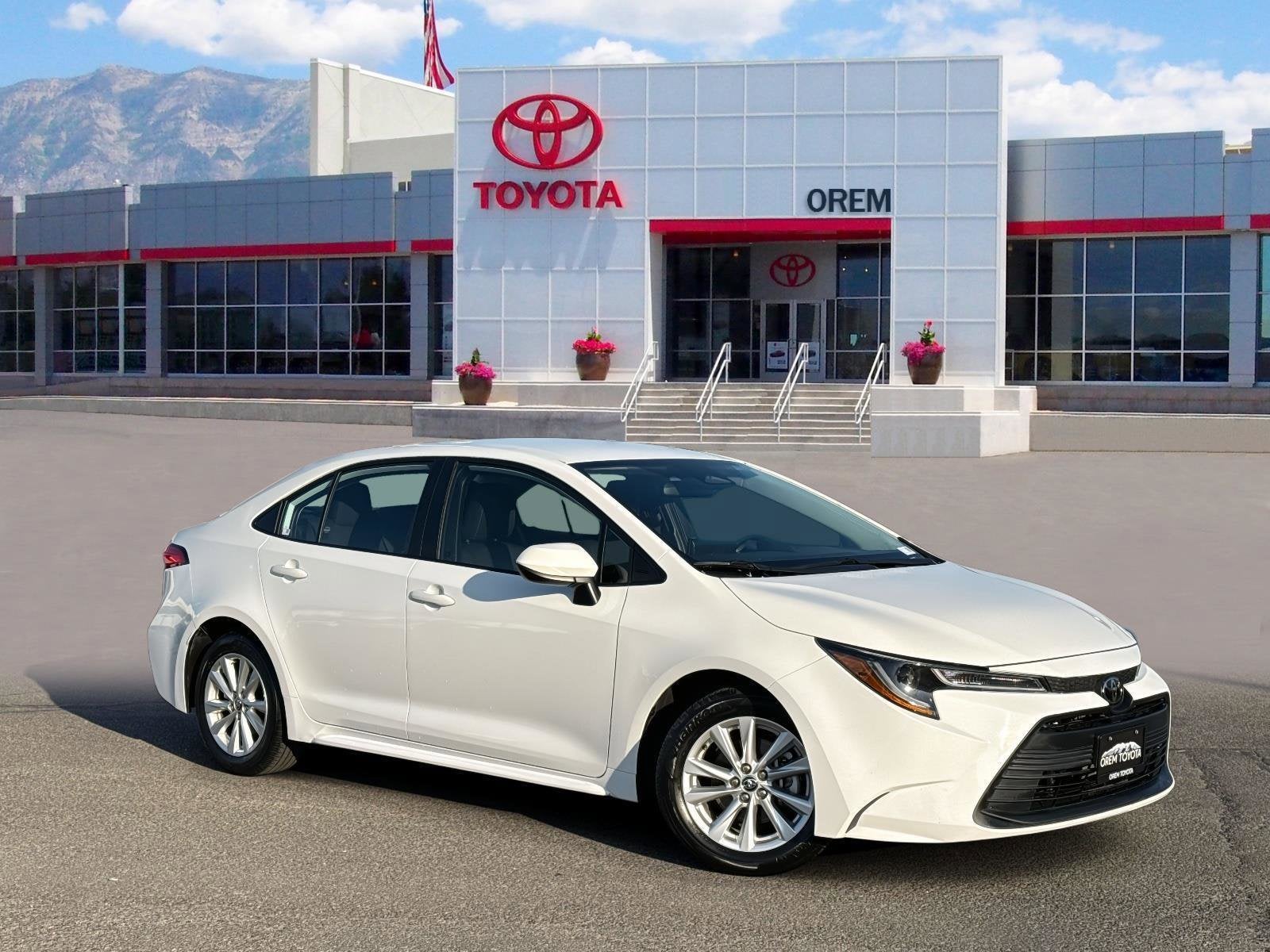 2025 Toyota COROLLA LE