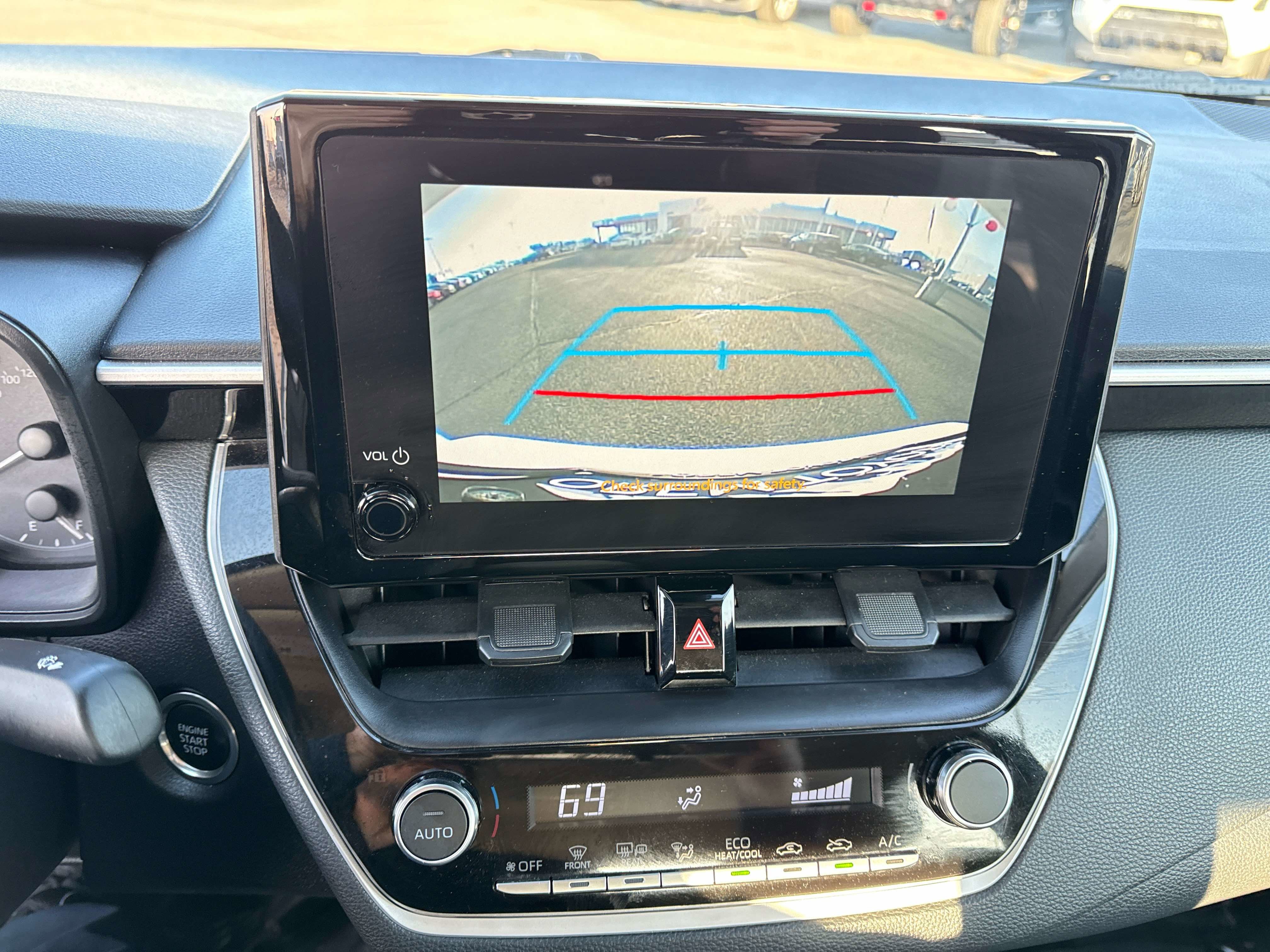 2025 Toyota COROLLA LE