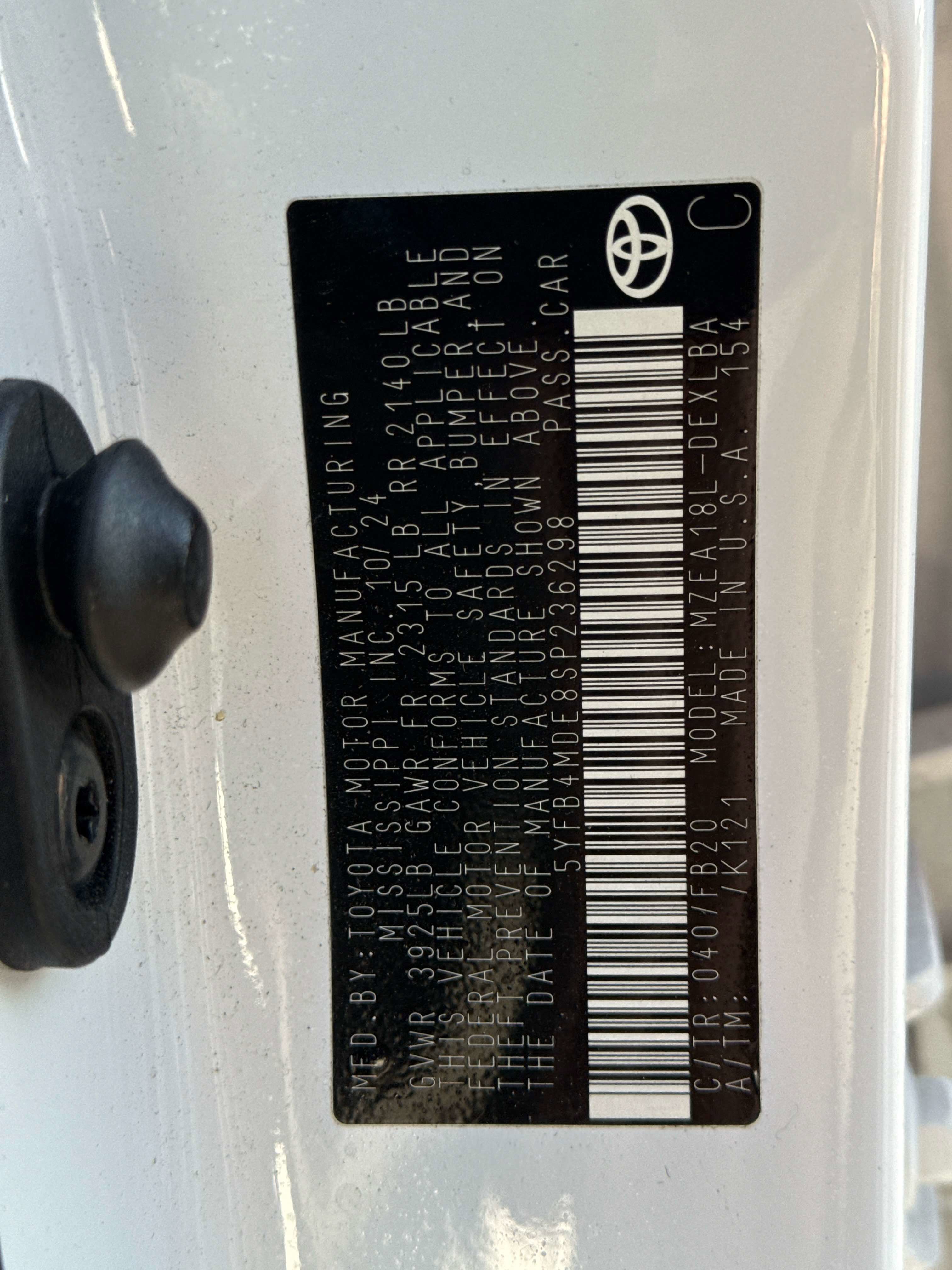 2025 Toyota COROLLA LE