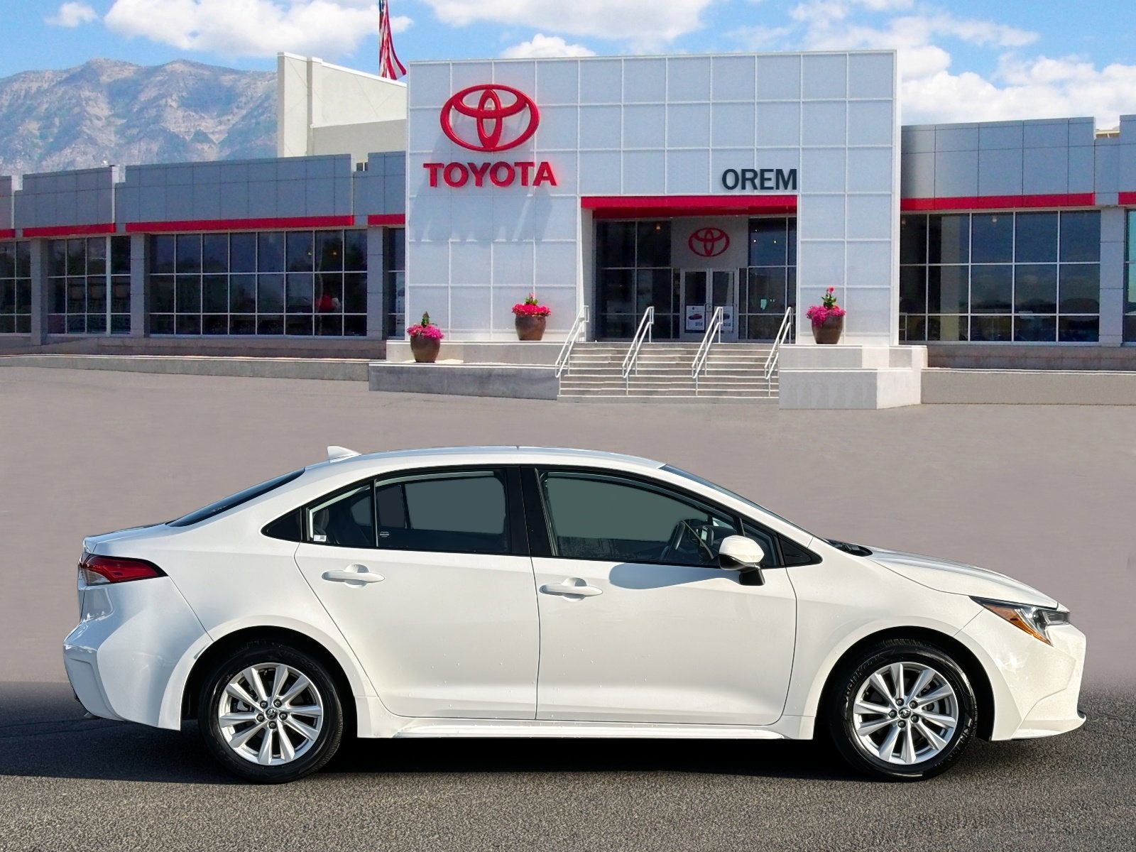 2025 Toyota COROLLA LE