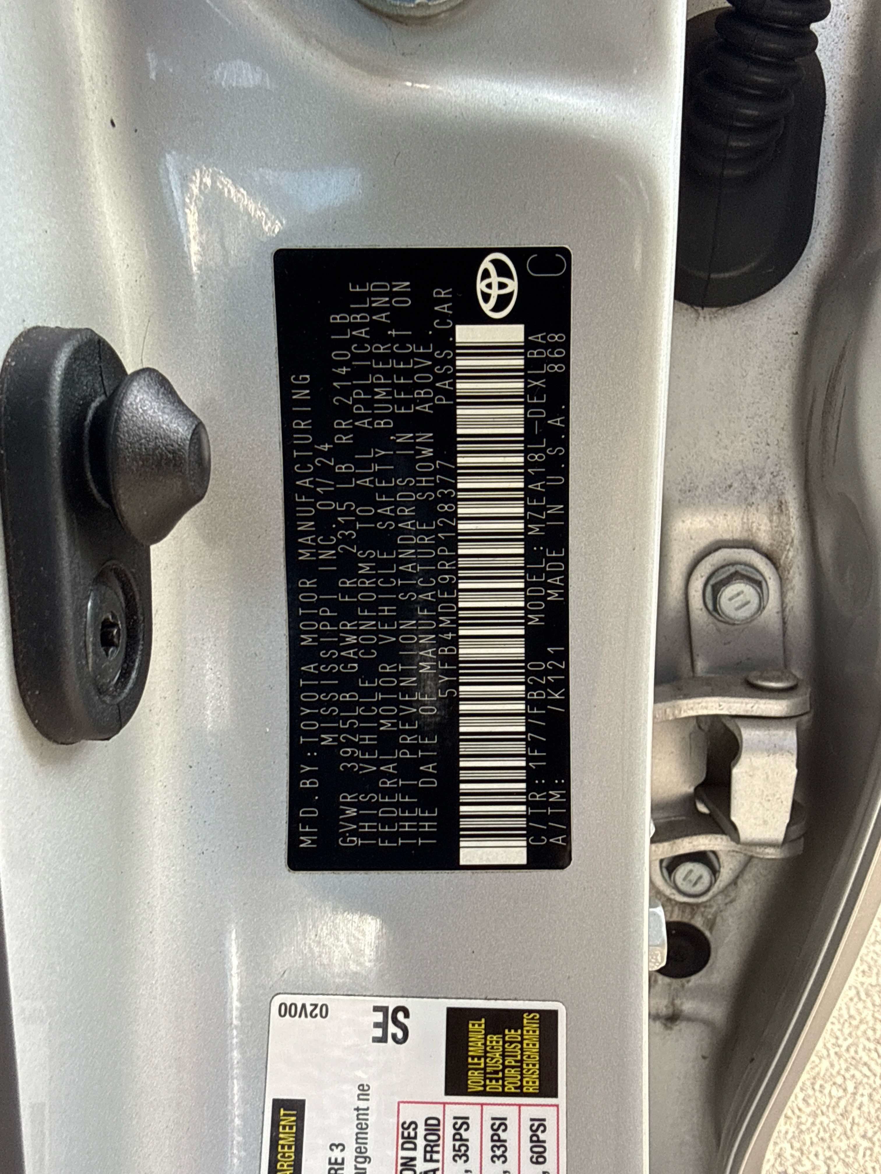 2024 Toyota Corolla LE