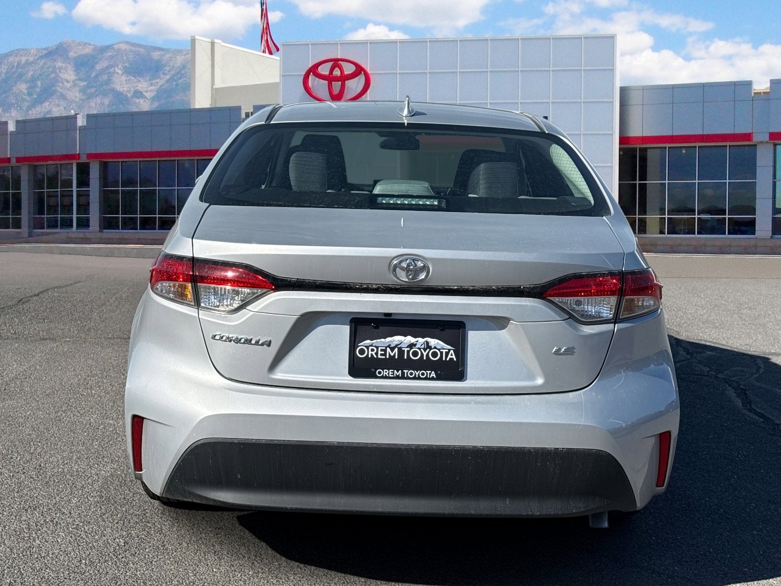 2026 Toyota COROLLA LE