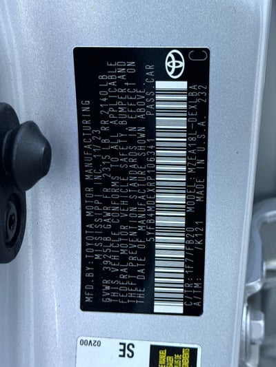 2024 Toyota COROLLA LE