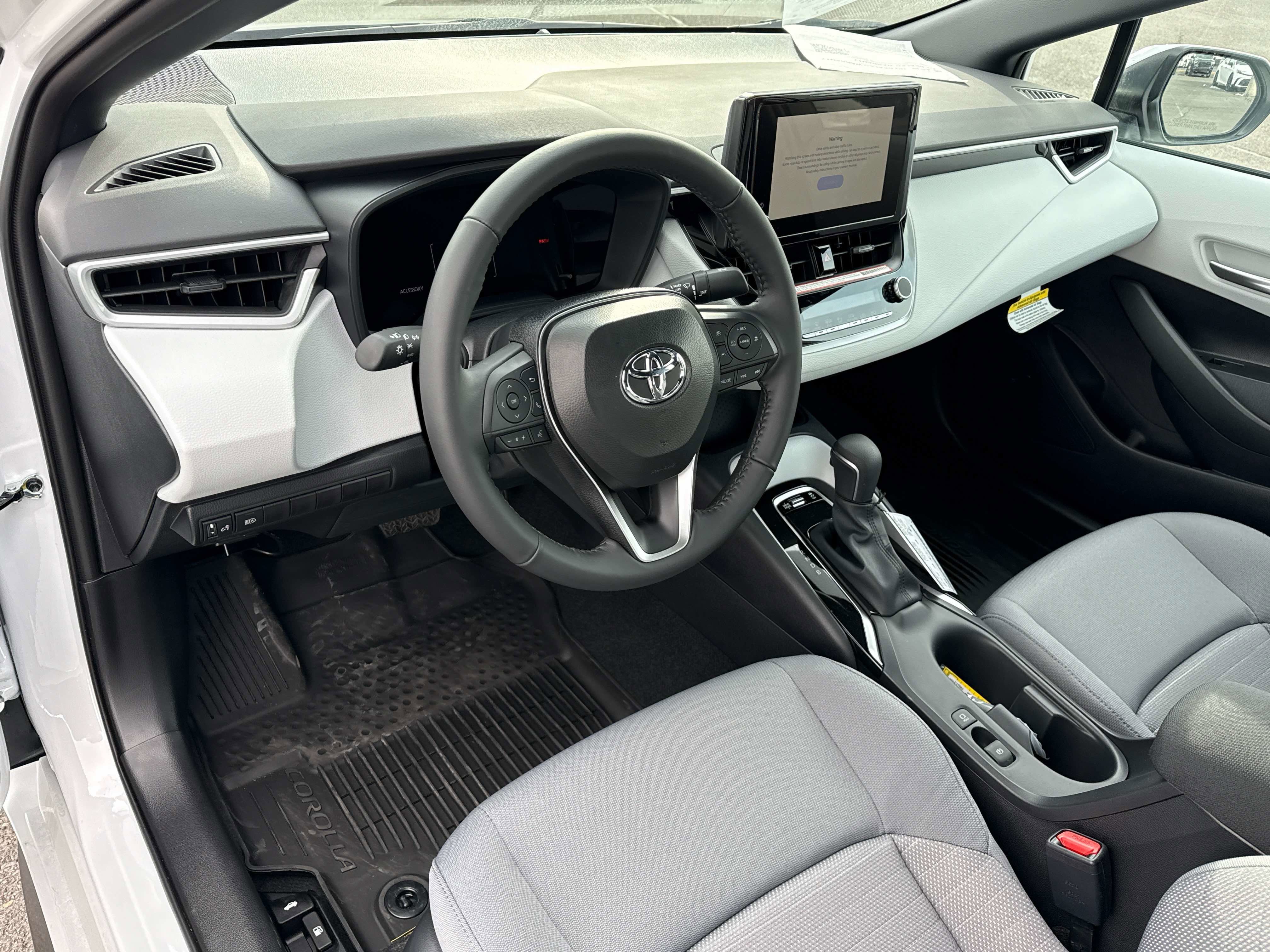 2026 Toyota COROLLA SE