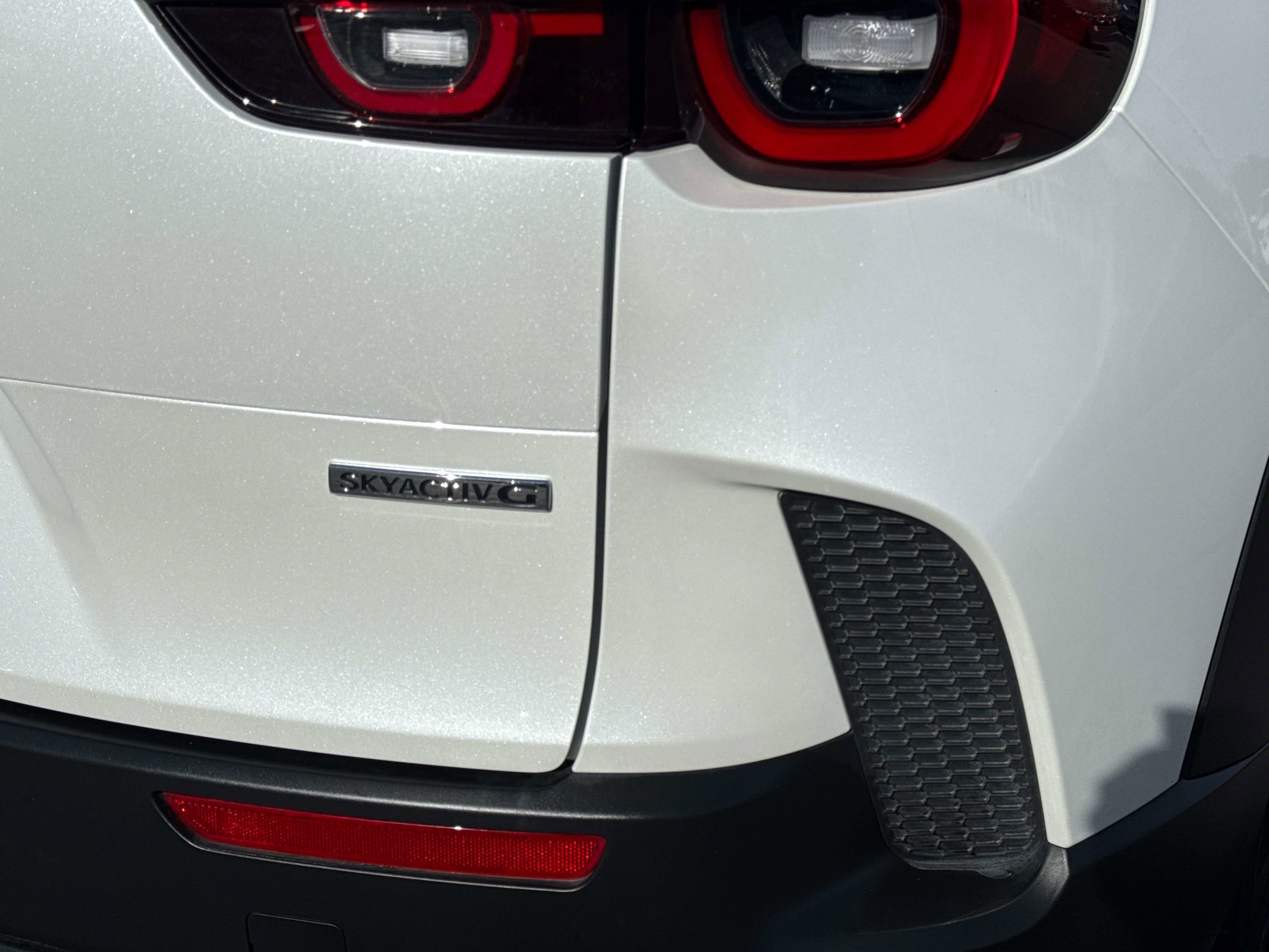 2025 Mazda Mazda CX-50 2.5 S Preferred Package