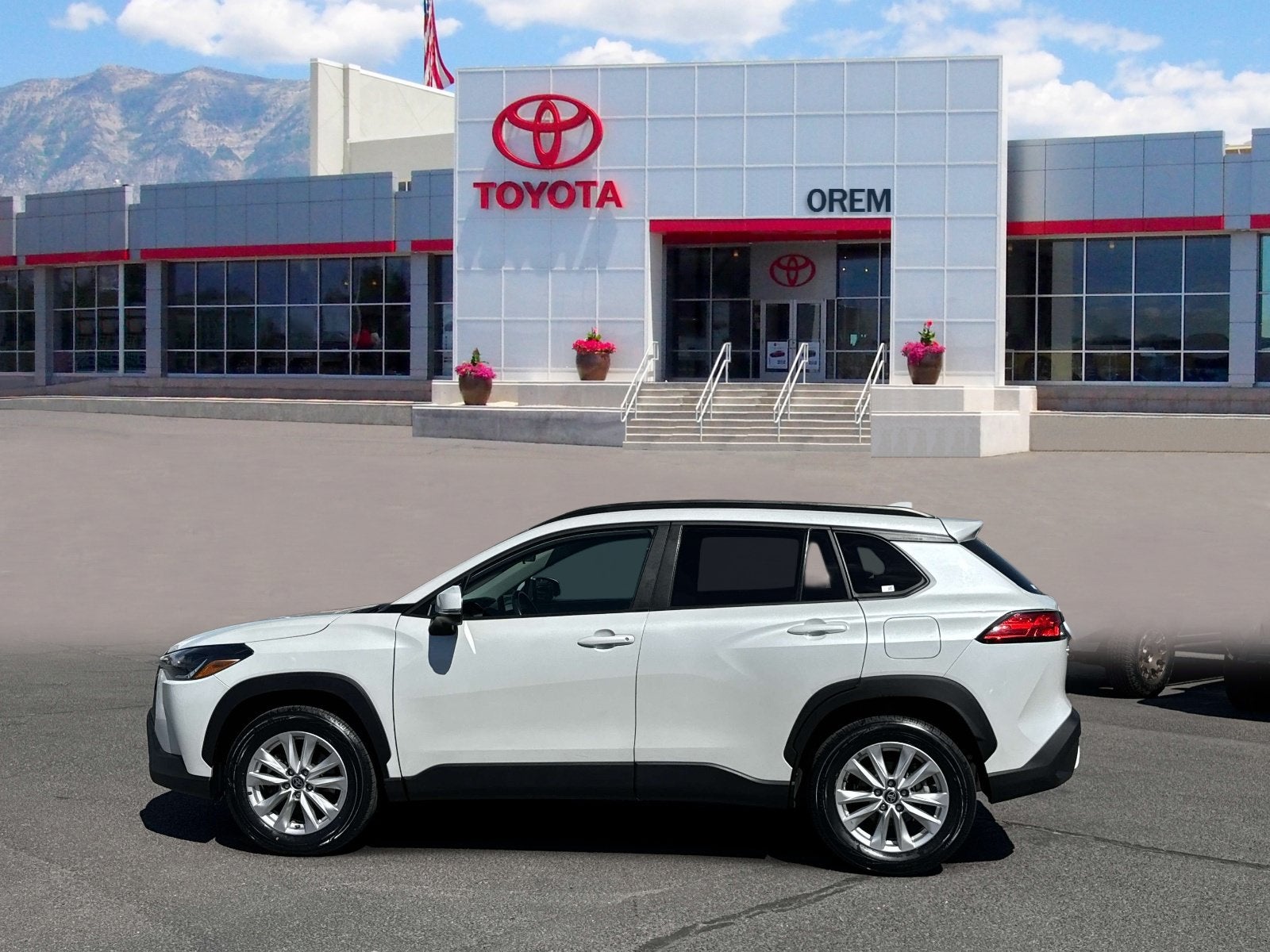 2024 Toyota Corolla Cross LE