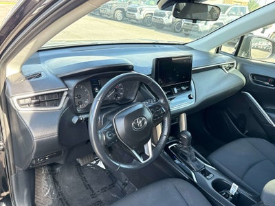 2024 Toyota Corolla Cross LE
