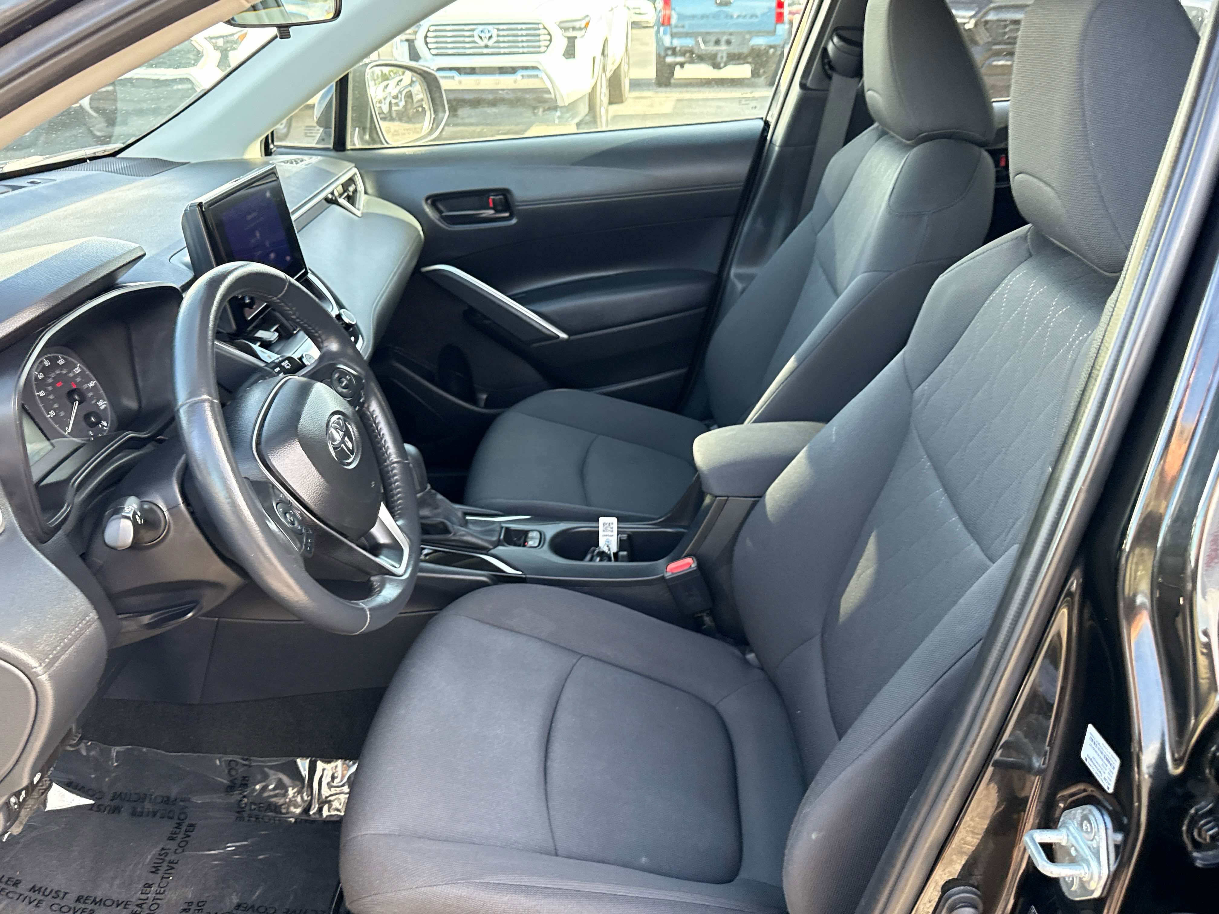 2024 Toyota Corolla Cross LE