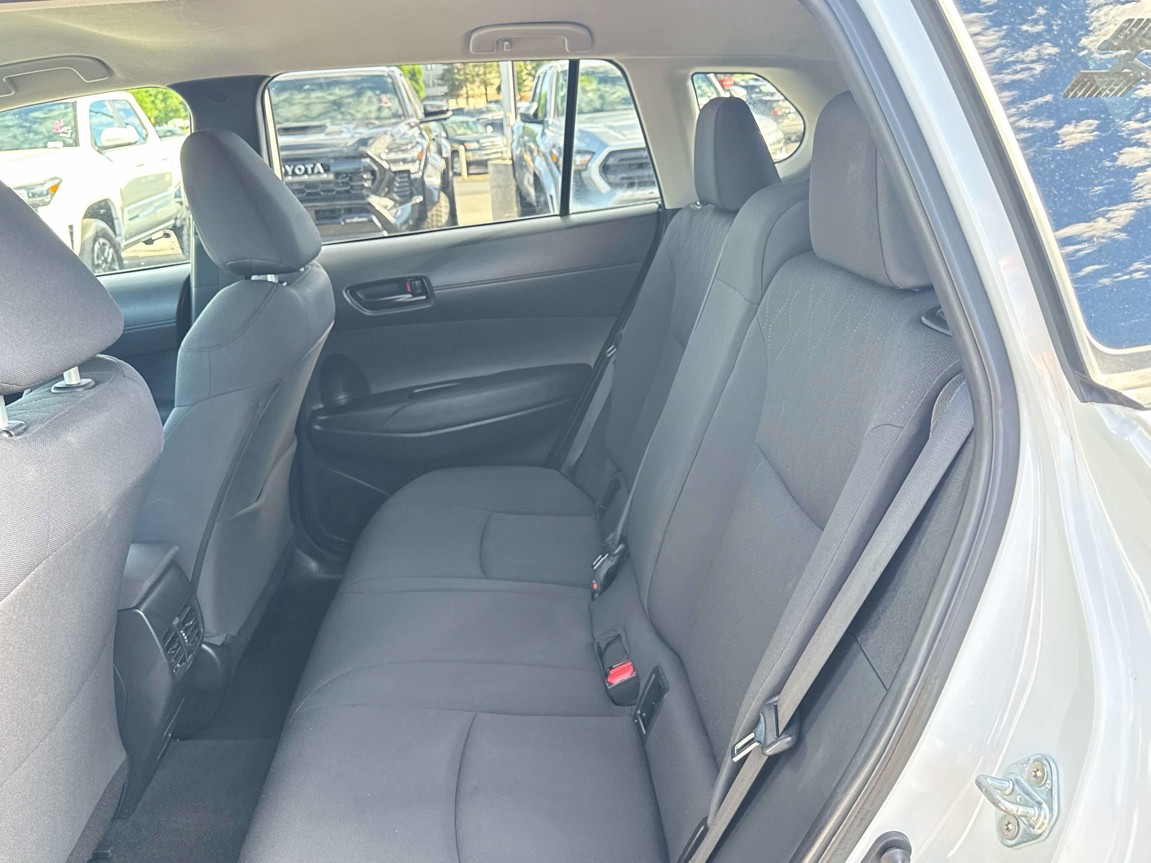 2024 Toyota Corolla Cross LE