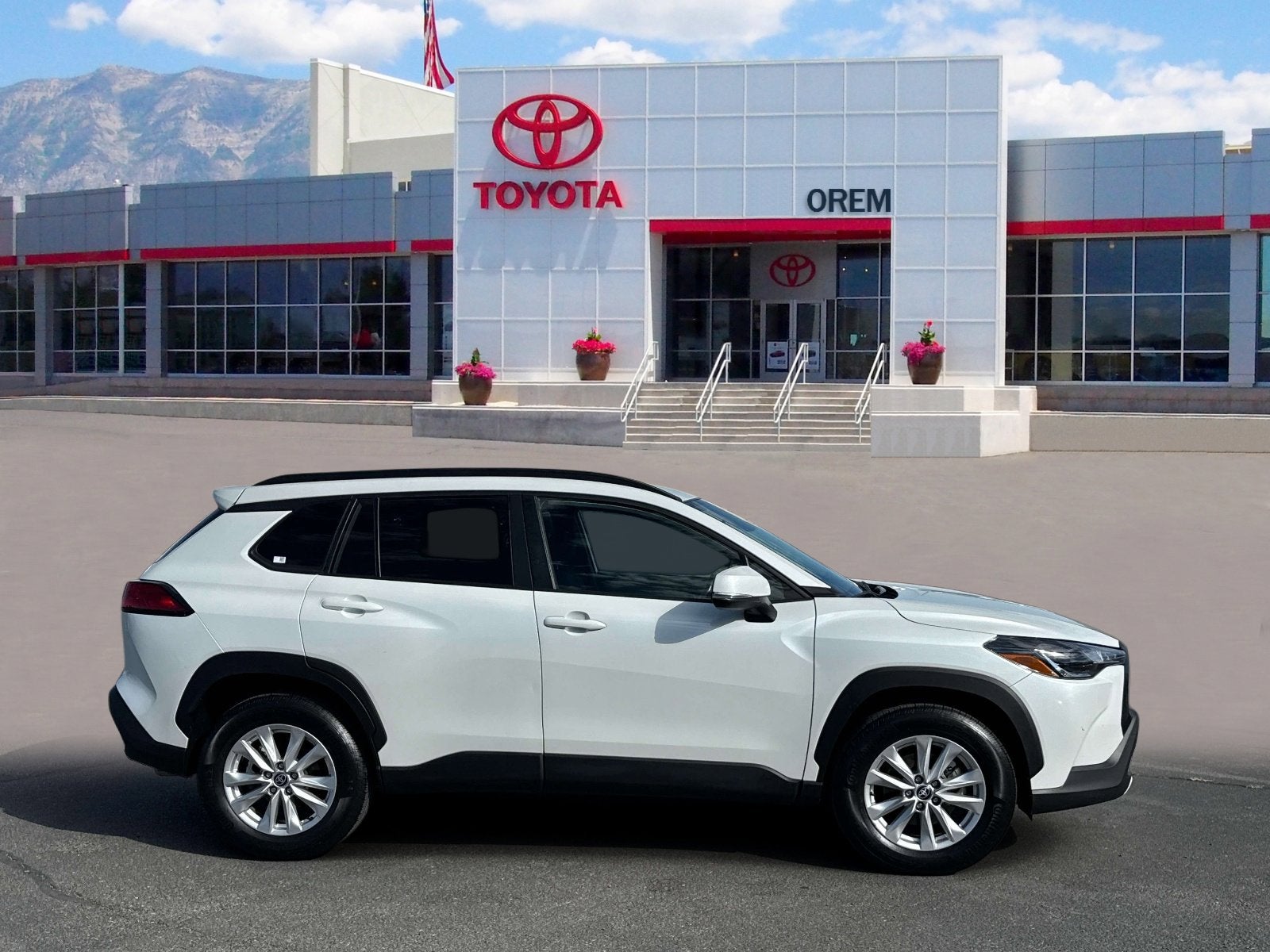2024 Toyota Corolla Cross LE