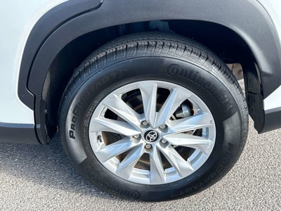 2024 Toyota Corolla Cross LE