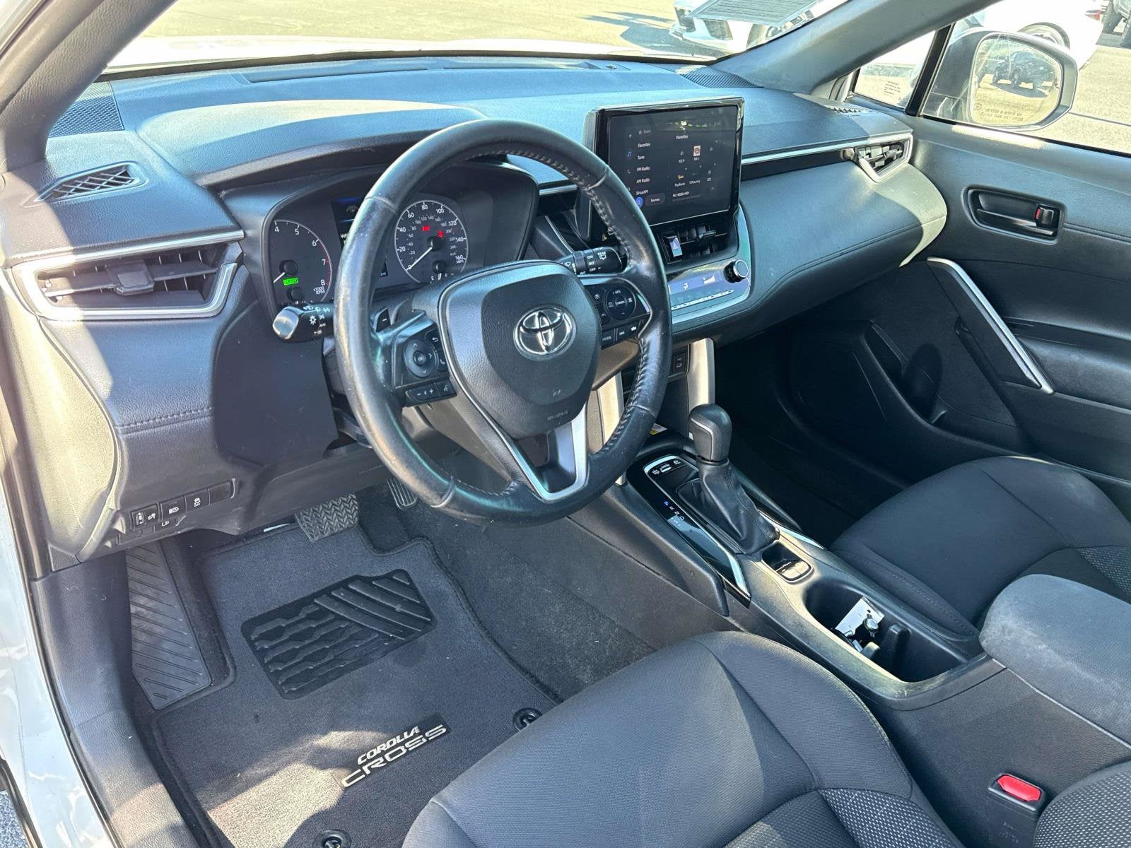 2023 Toyota Corolla Cross Hybrid Hybrid SE