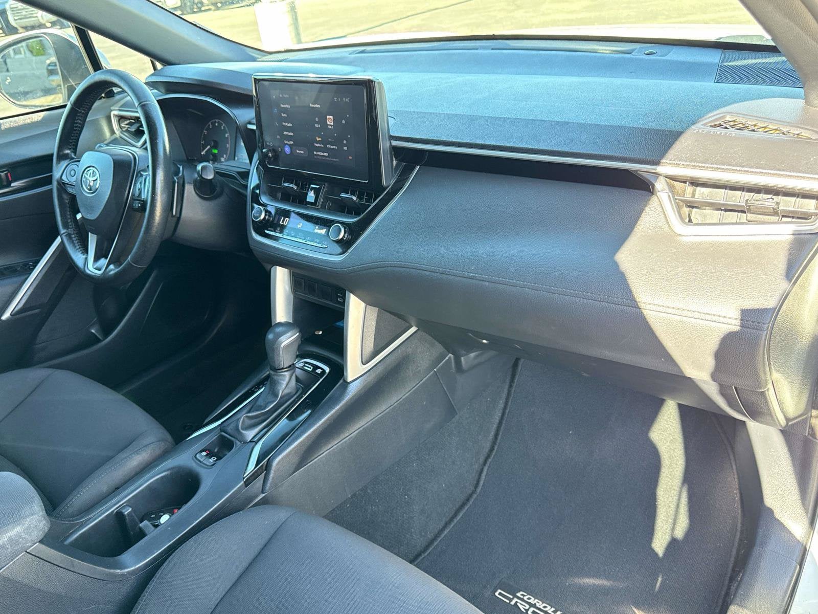 2023 Toyota Corolla Cross Hybrid Hybrid SE