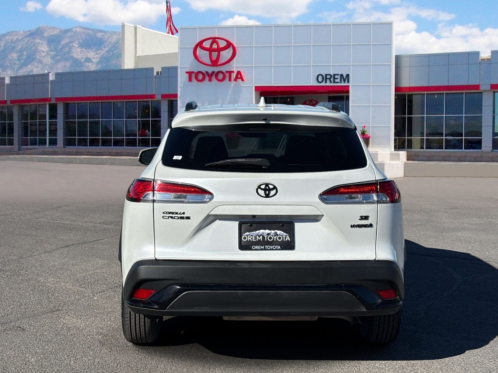 2023 Toyota Corolla Cross Hybrid Hybrid SE