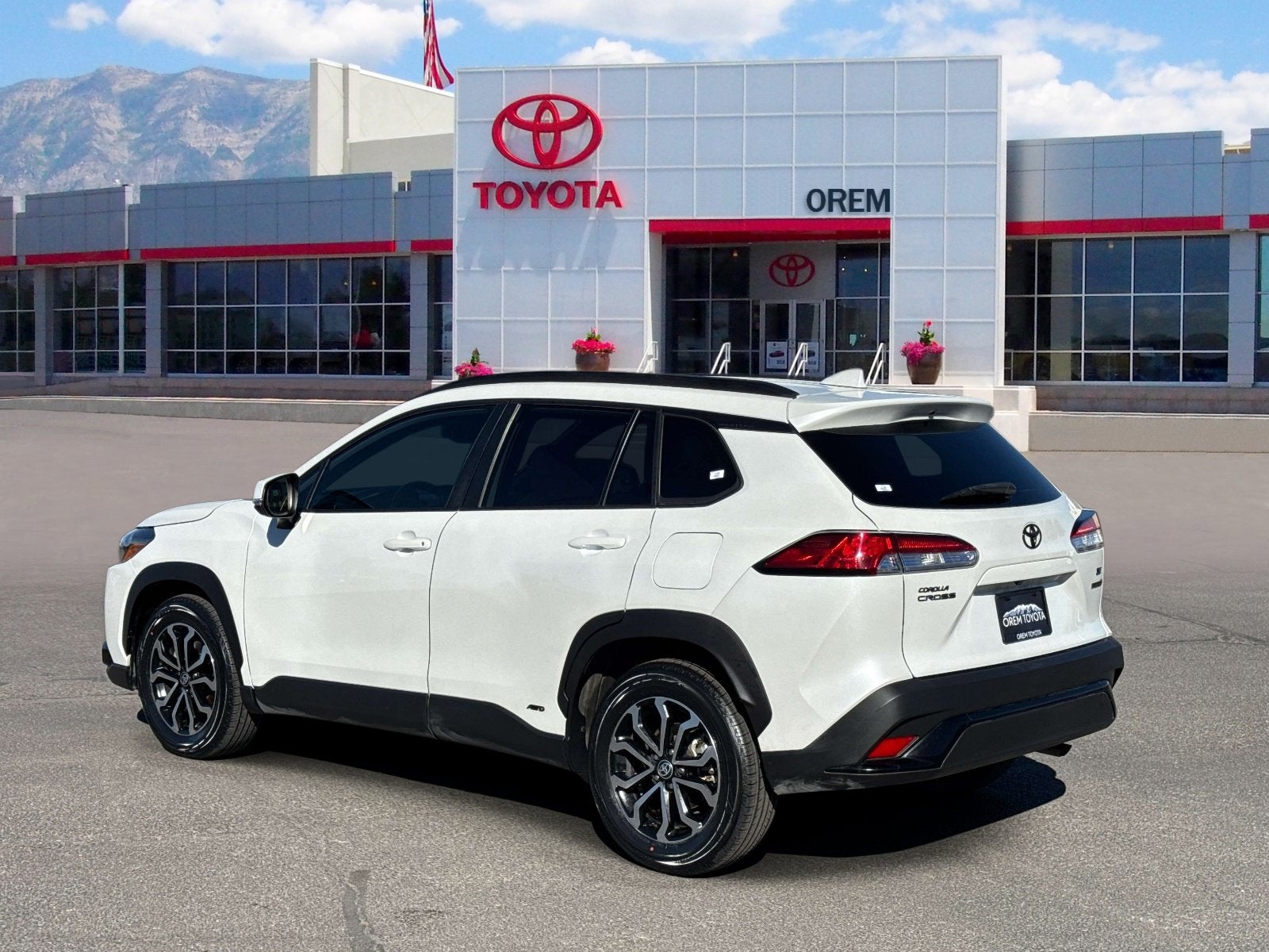 2023 Toyota Corolla Cross Hybrid Hybrid SE