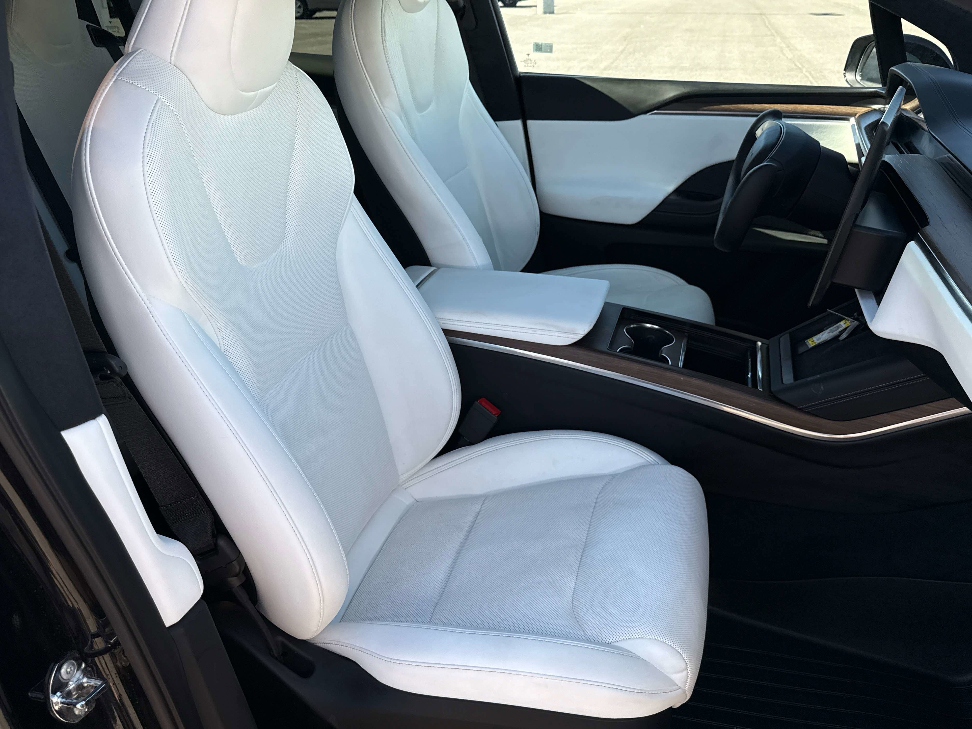 2023 Tesla Model X AWD