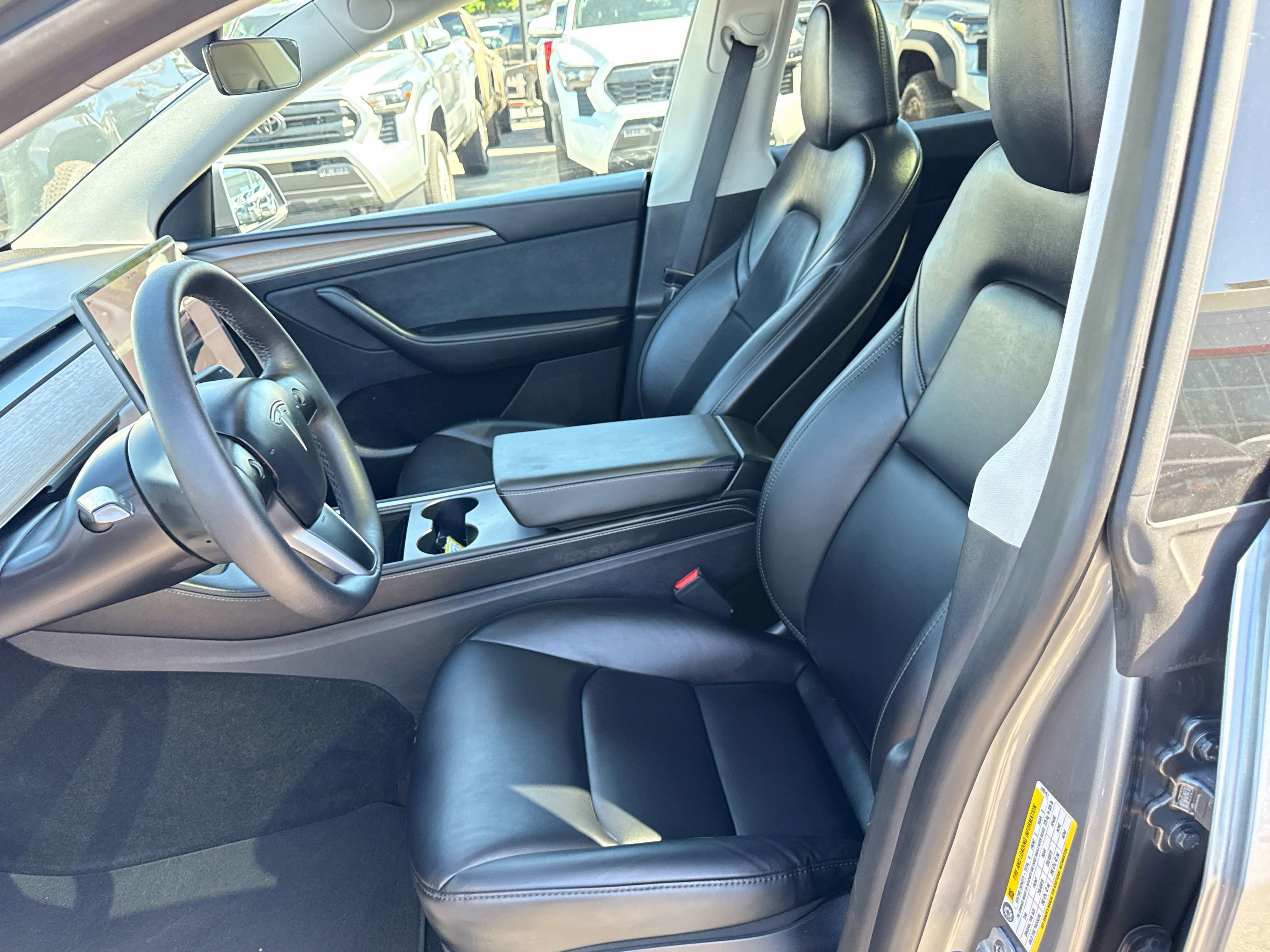 2025 Tesla Model Y Long Range