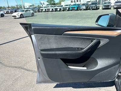 2025 Tesla Model Y Long Range