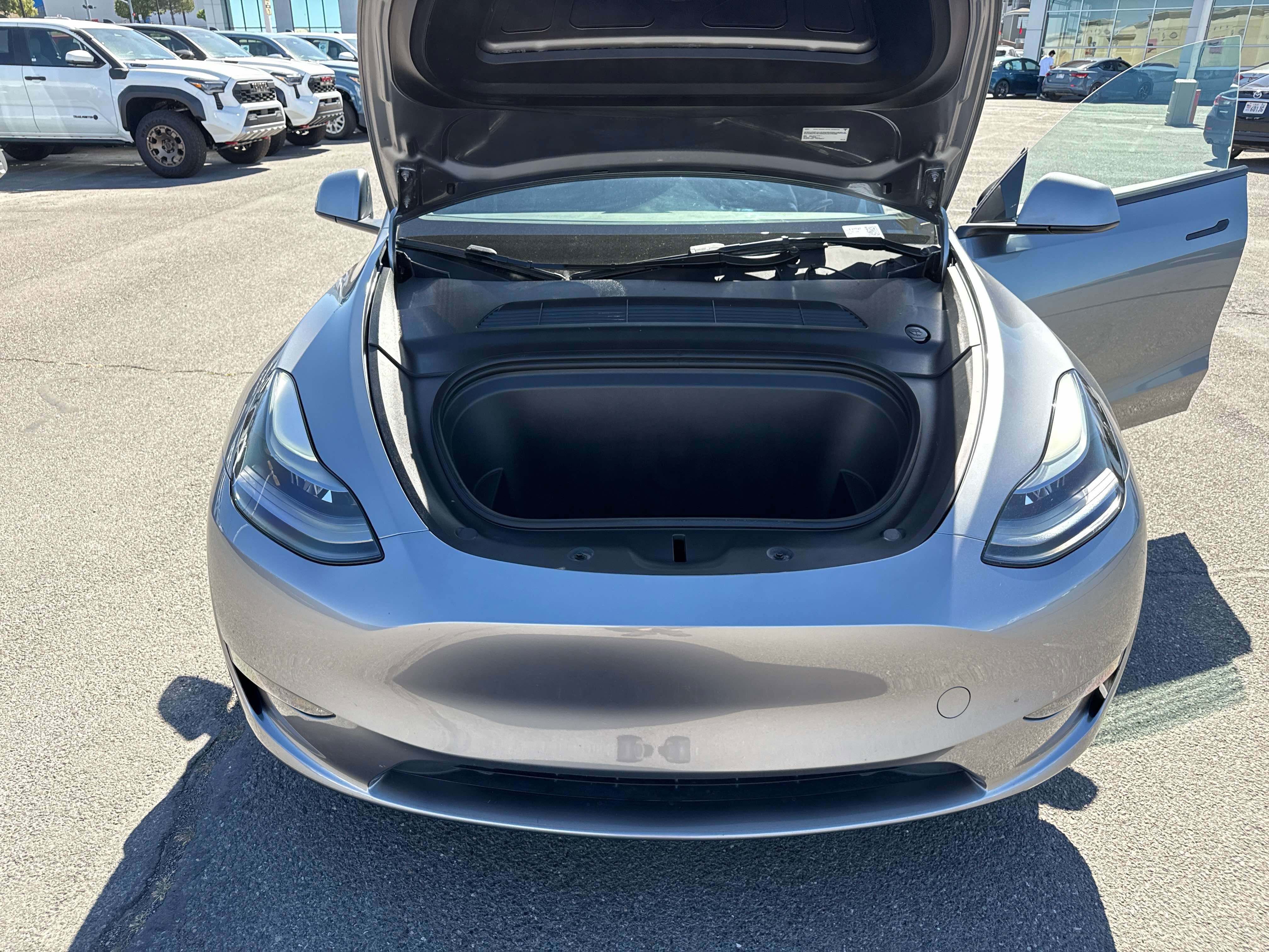 2025 Tesla Model Y Long Range