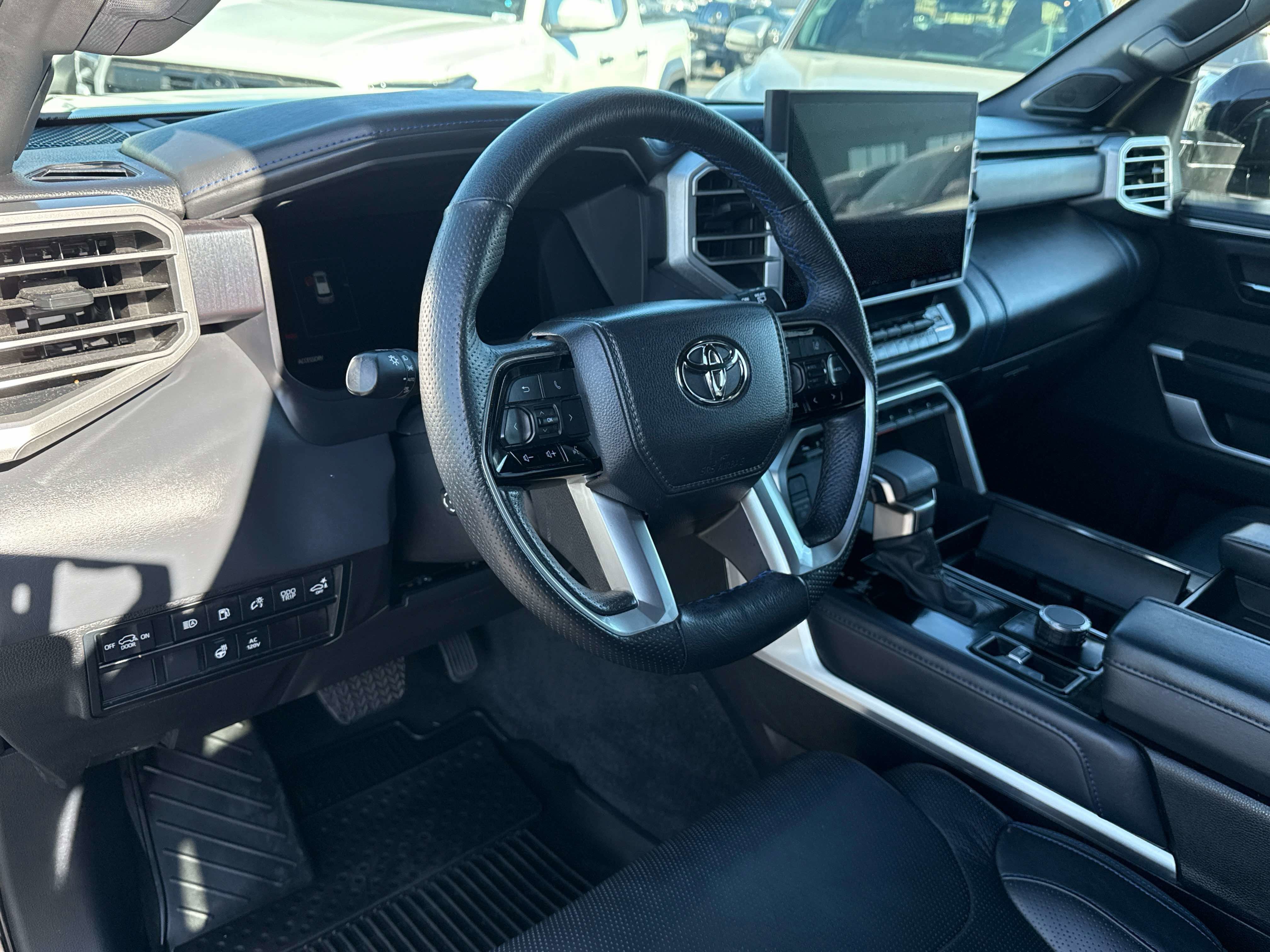 2023 Toyota SEQUOIA 4WD Platinum