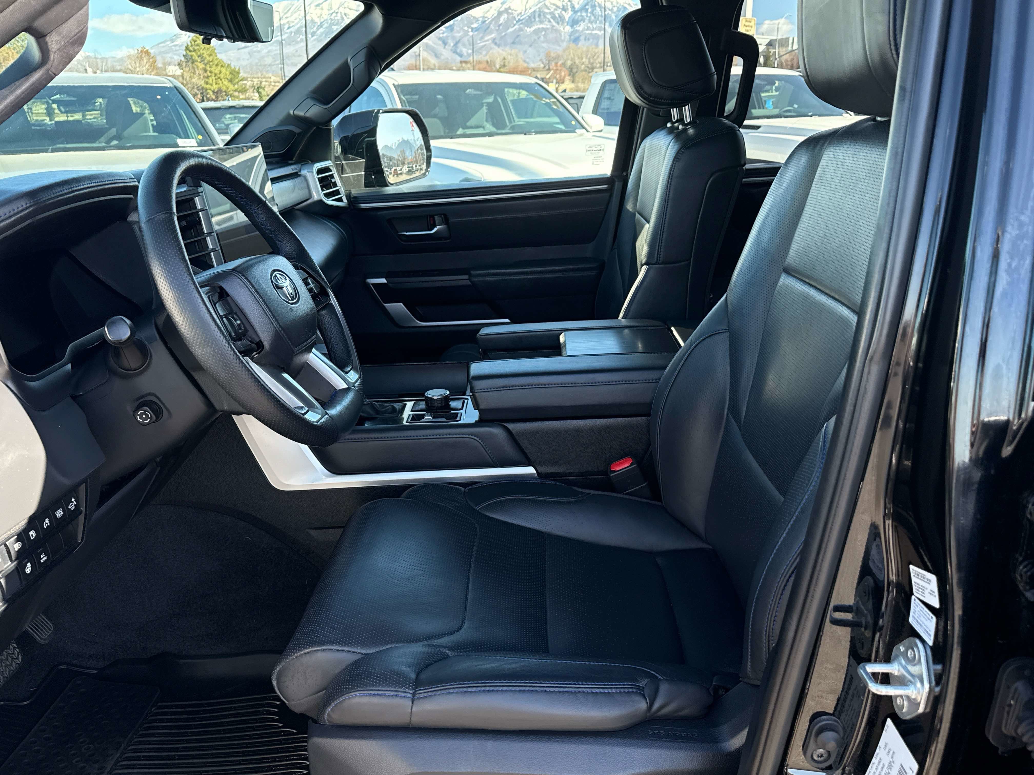 2023 Toyota SEQUOIA 4WD Platinum