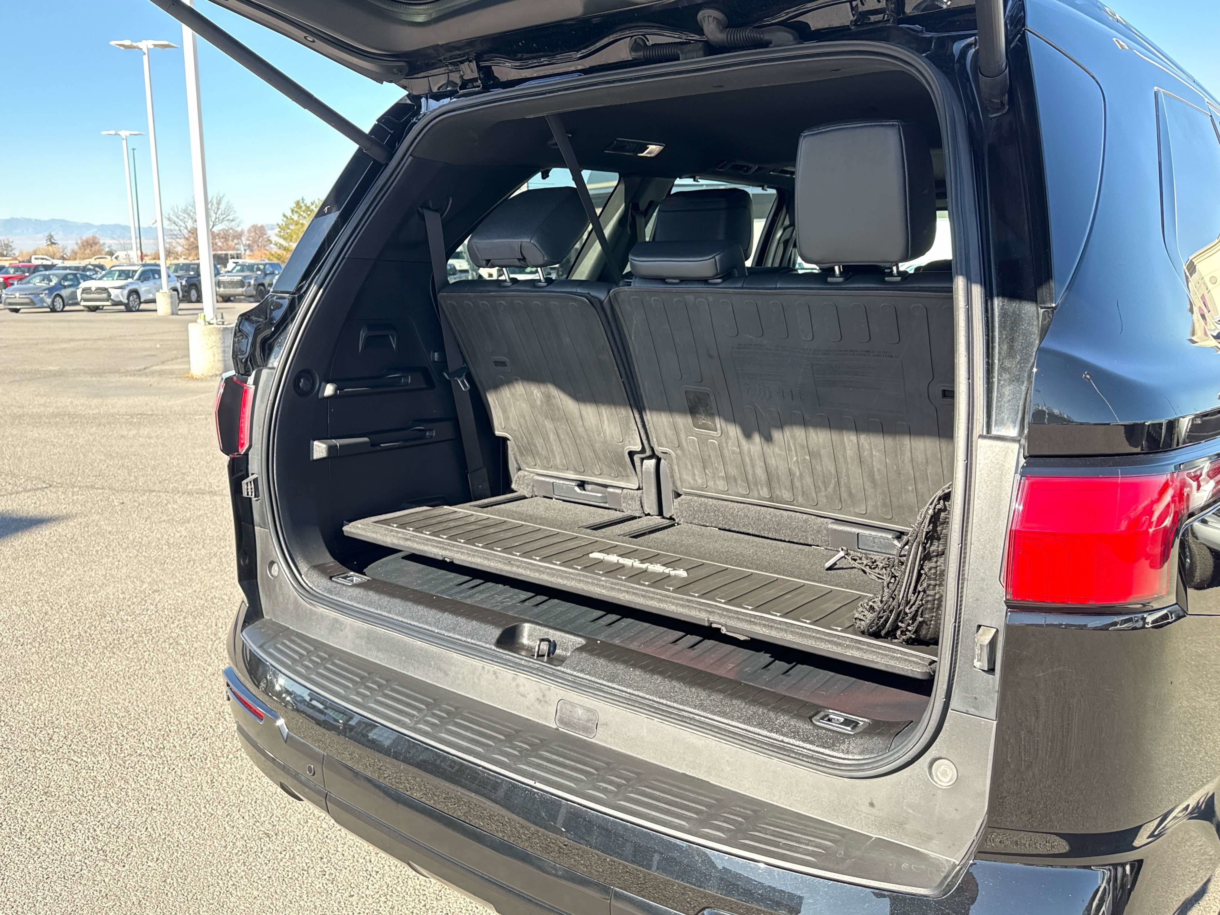 2023 Toyota SEQUOIA 4WD Platinum