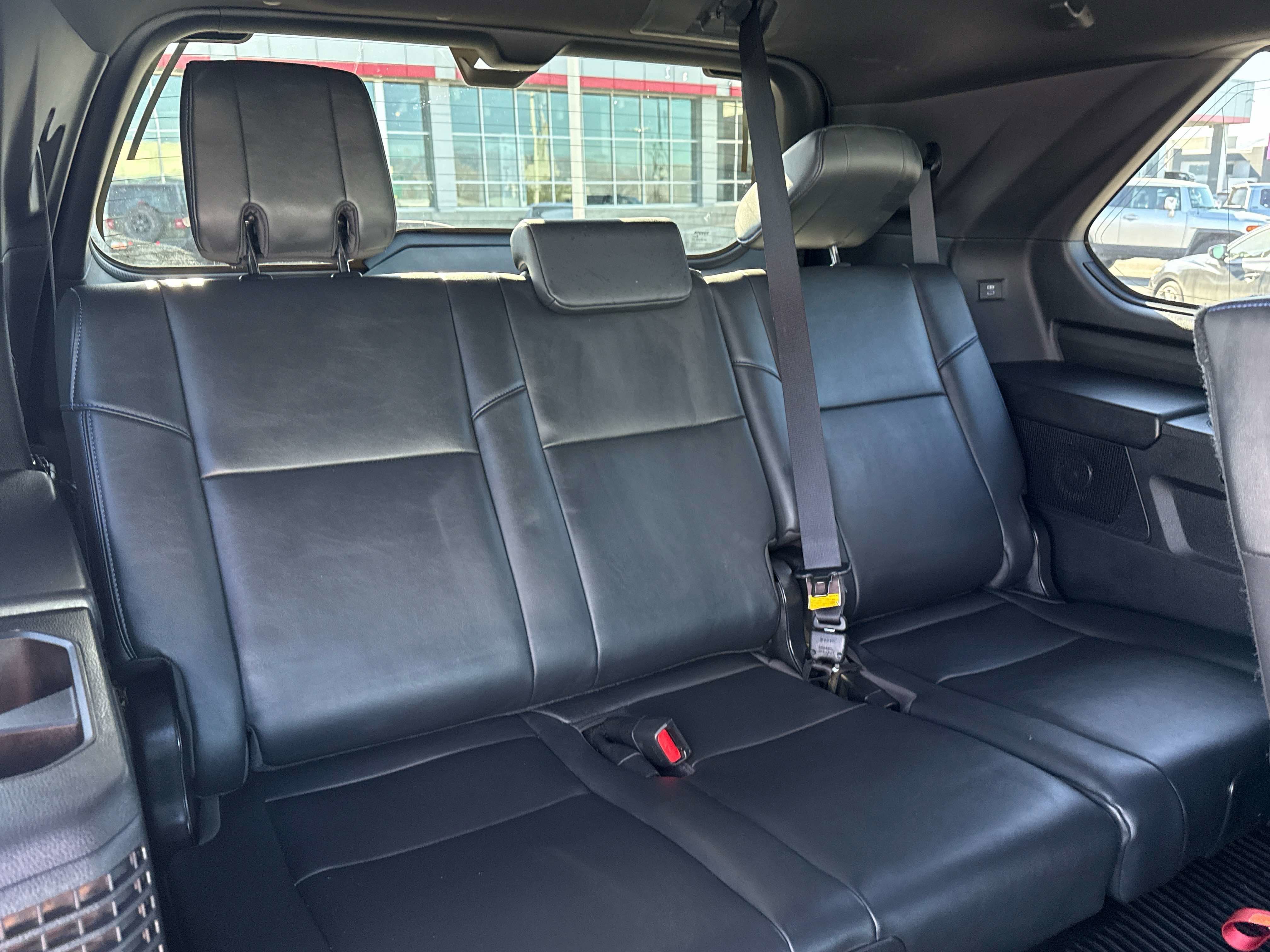 2023 Toyota SEQUOIA 4WD Platinum