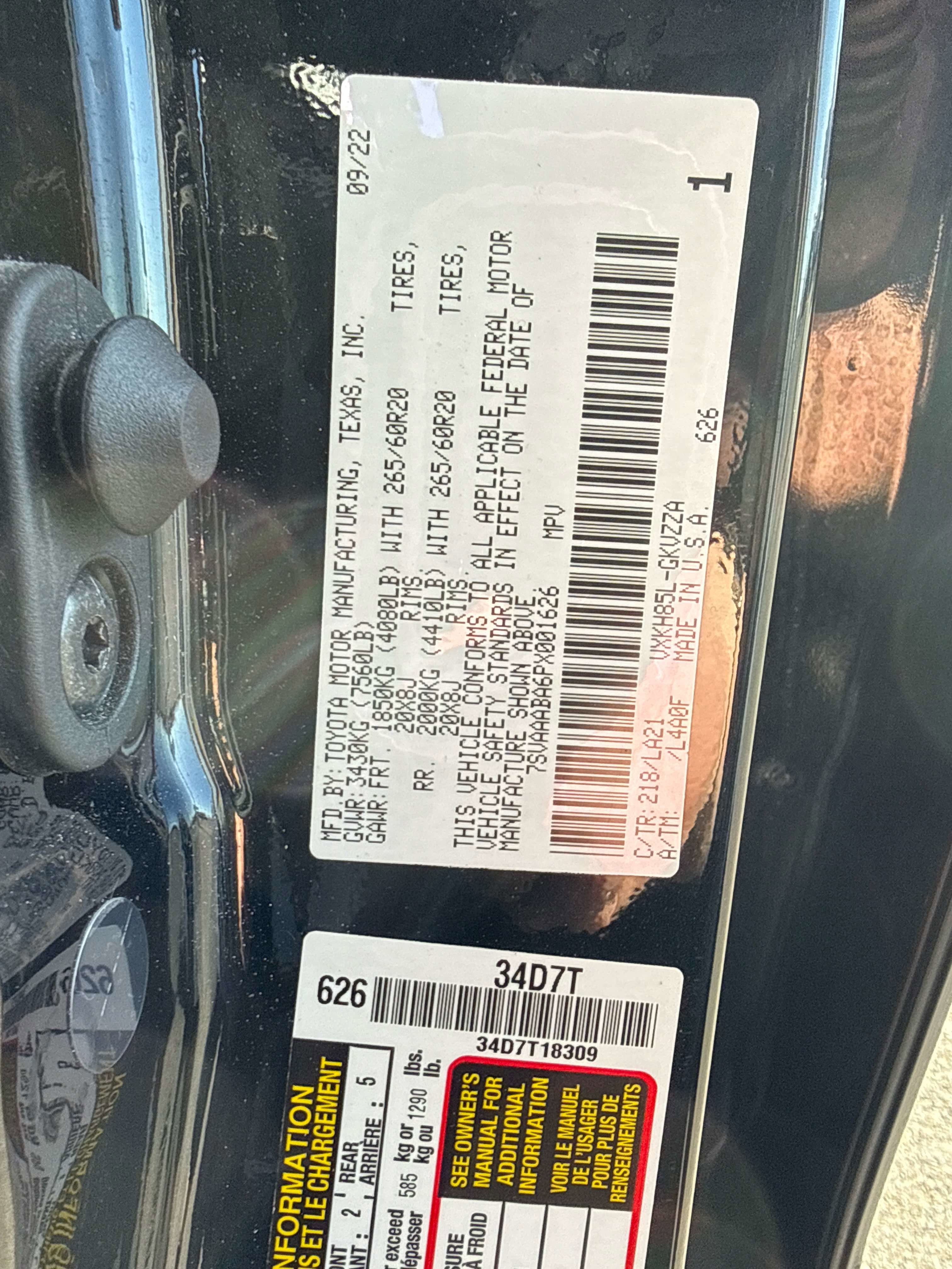 2023 Toyota SEQUOIA 4WD Platinum