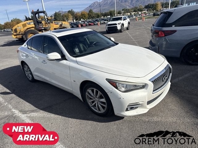 2015 INFINITI Q50 Premium