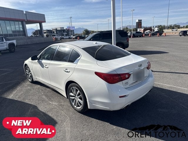 2015 INFINITI Q50 Premium
