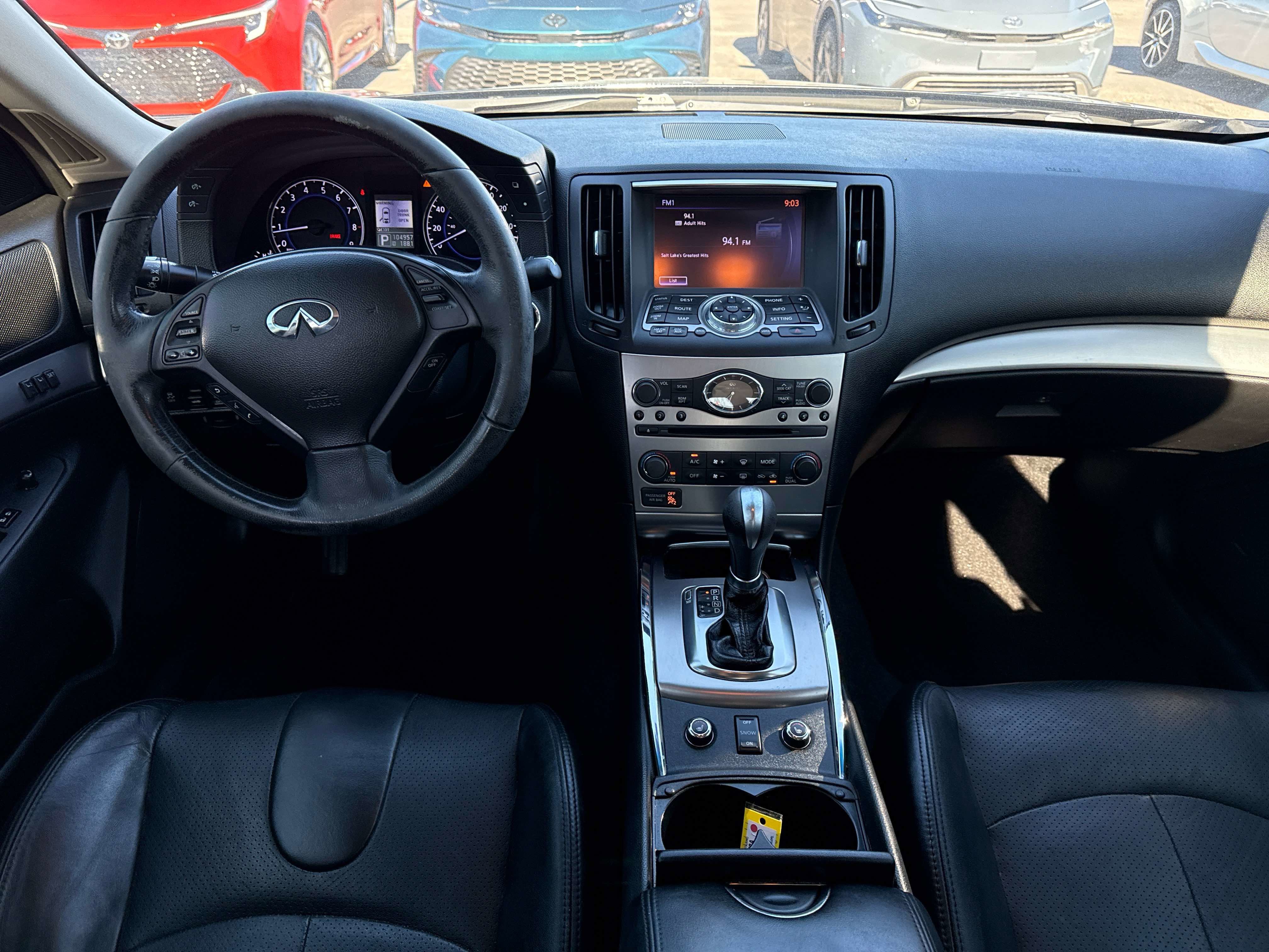 2013 INFINITI G37 x